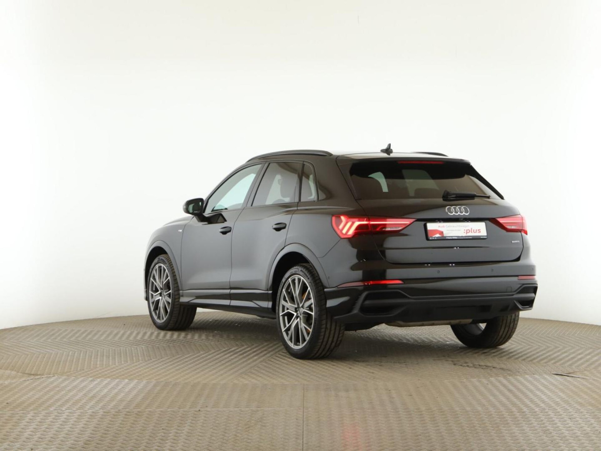 Audi Q3 SUV S line