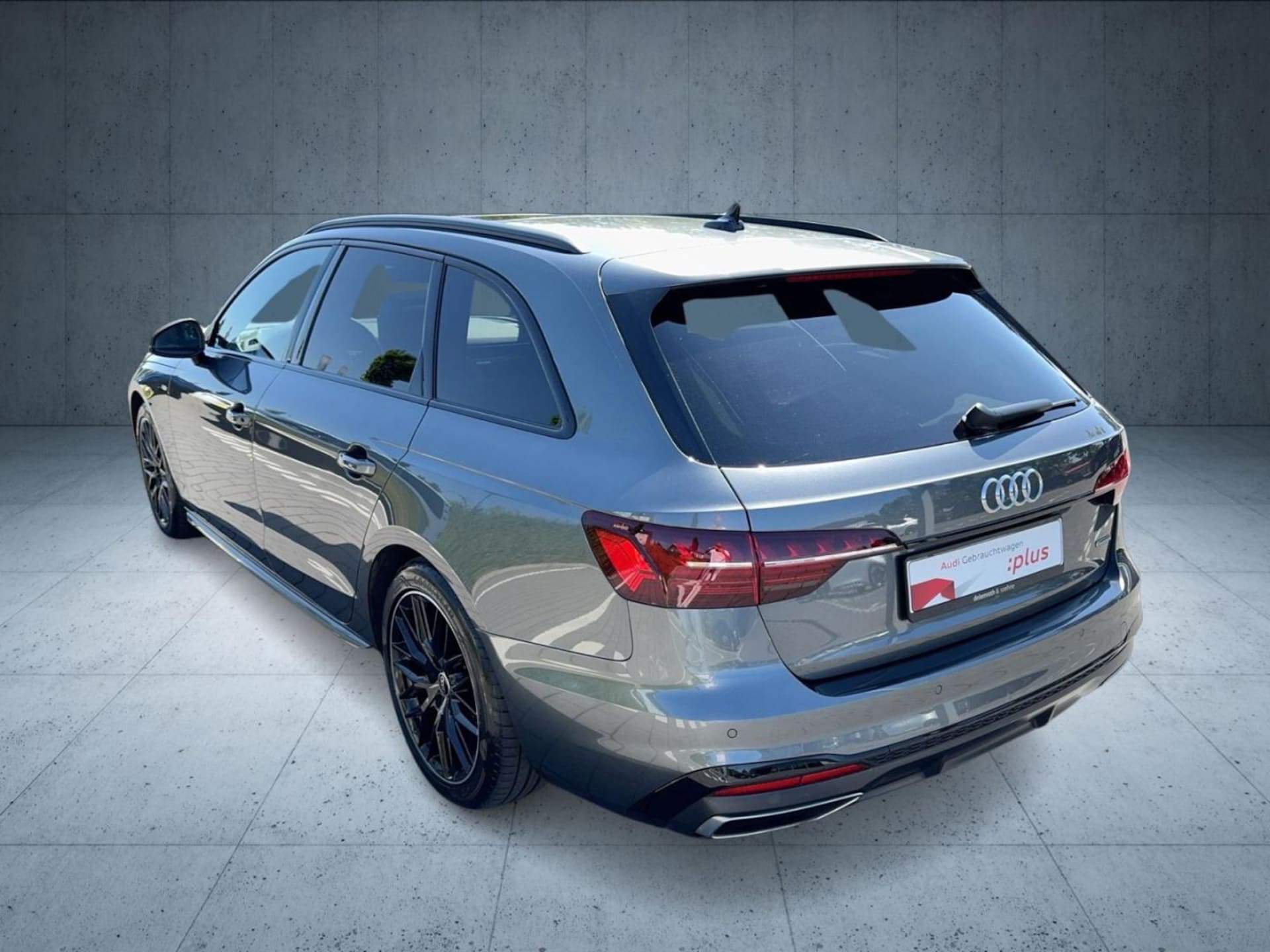 Audi A4 Avant S line