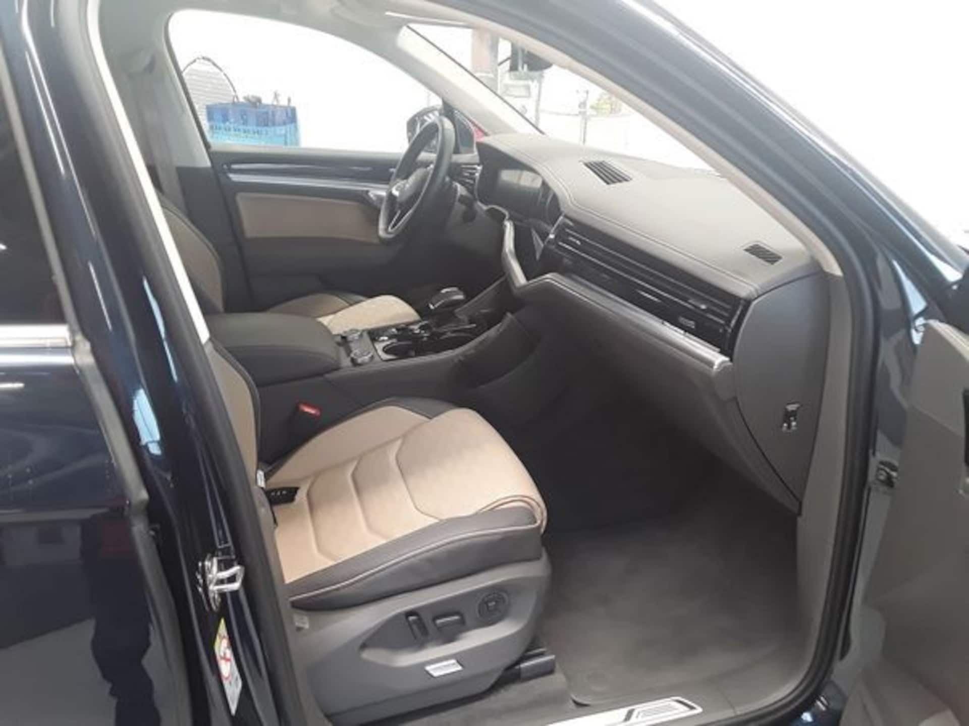 Volkswagen Touareg Elegance