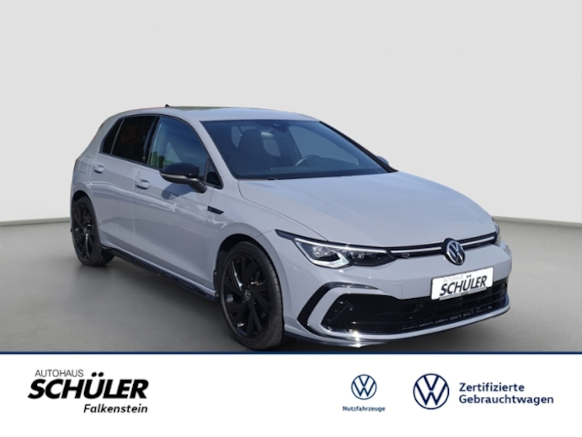 Volkswagen Golf — Volkswagen Golf VIII 1.5TSI*R-LINE*BLACK*LED-PLUS* NAVI*KEYLESS*L&S