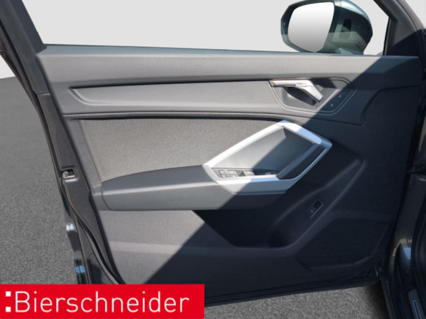 Bild über Audi Q3 Sportback S line 45 TFSI quattro S tronic - für weitere Informationen kontaktieren Sie den Audi Partner