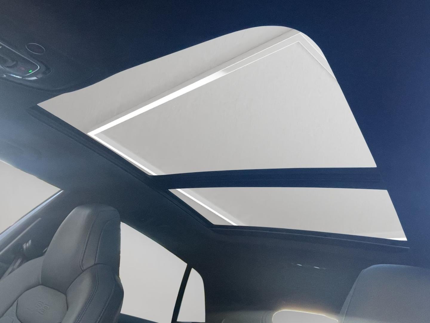 Bild über Audi RS Q8 SUV TFSI quattro 471 kW tiptronic - für weitere Informationen kontaktieren Sie den Audi Partner