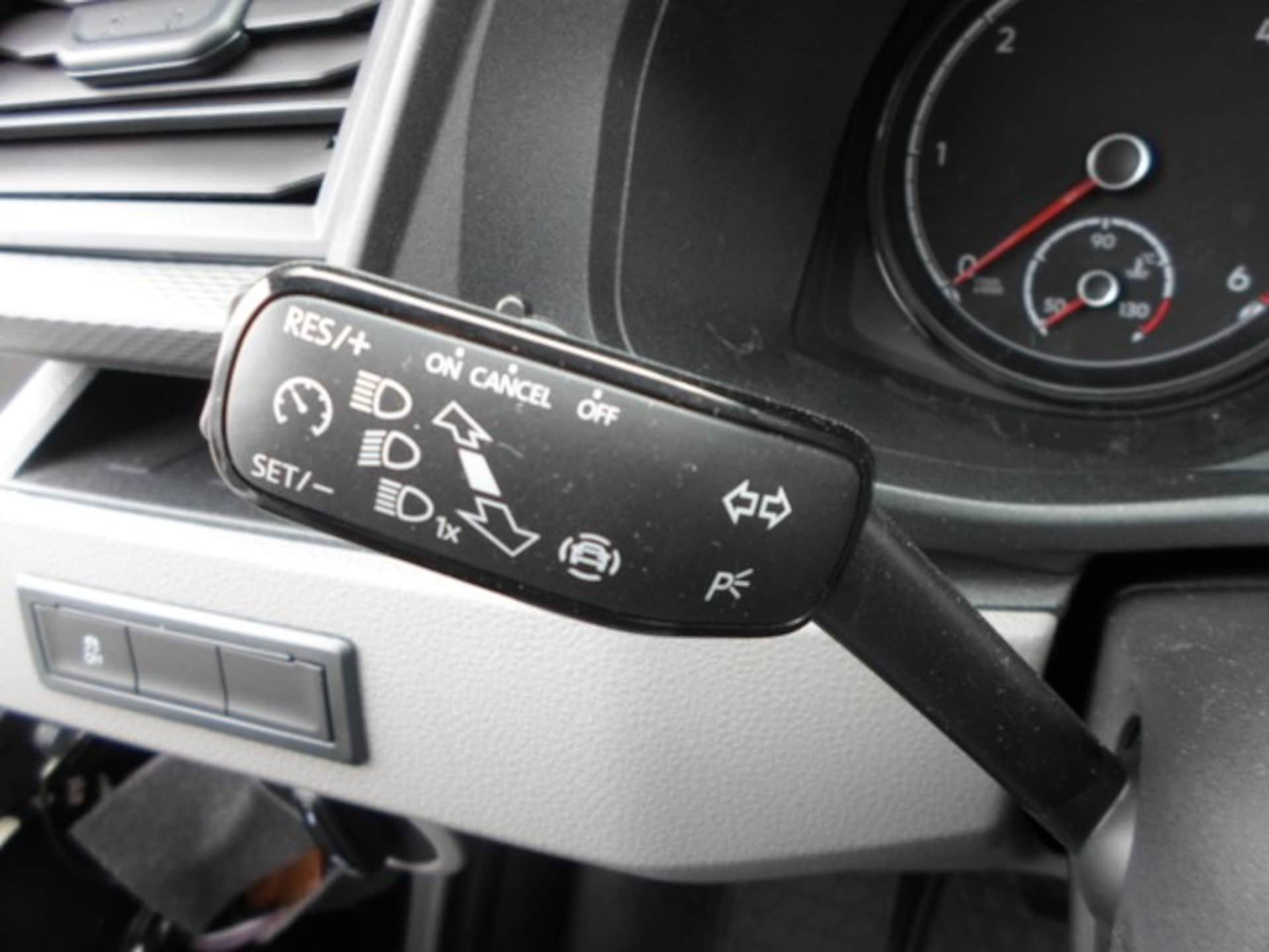Volkswagen T6.1 Transporter Kasten langer Radstand