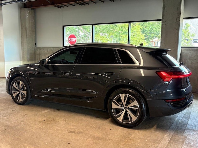 2024 Audi Q8 e-tron