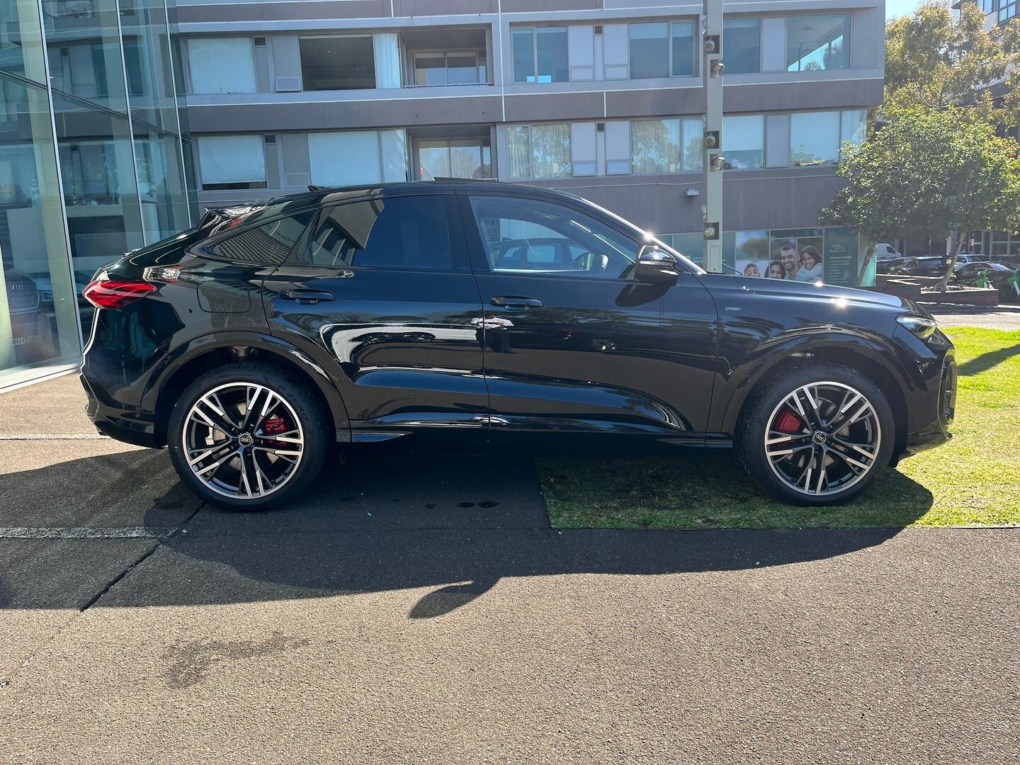 Image about Audi Q5 Sportback e-hybrid quattro S tronic