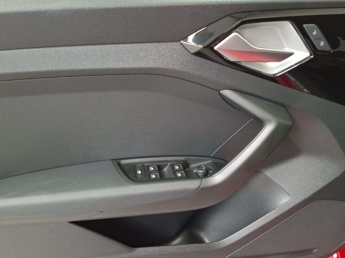 Bild über Audi A1 Sportback S line 25 TFSI Schaltgetriebe - für weitere Informationen kontaktieren Sie den Audi Partner