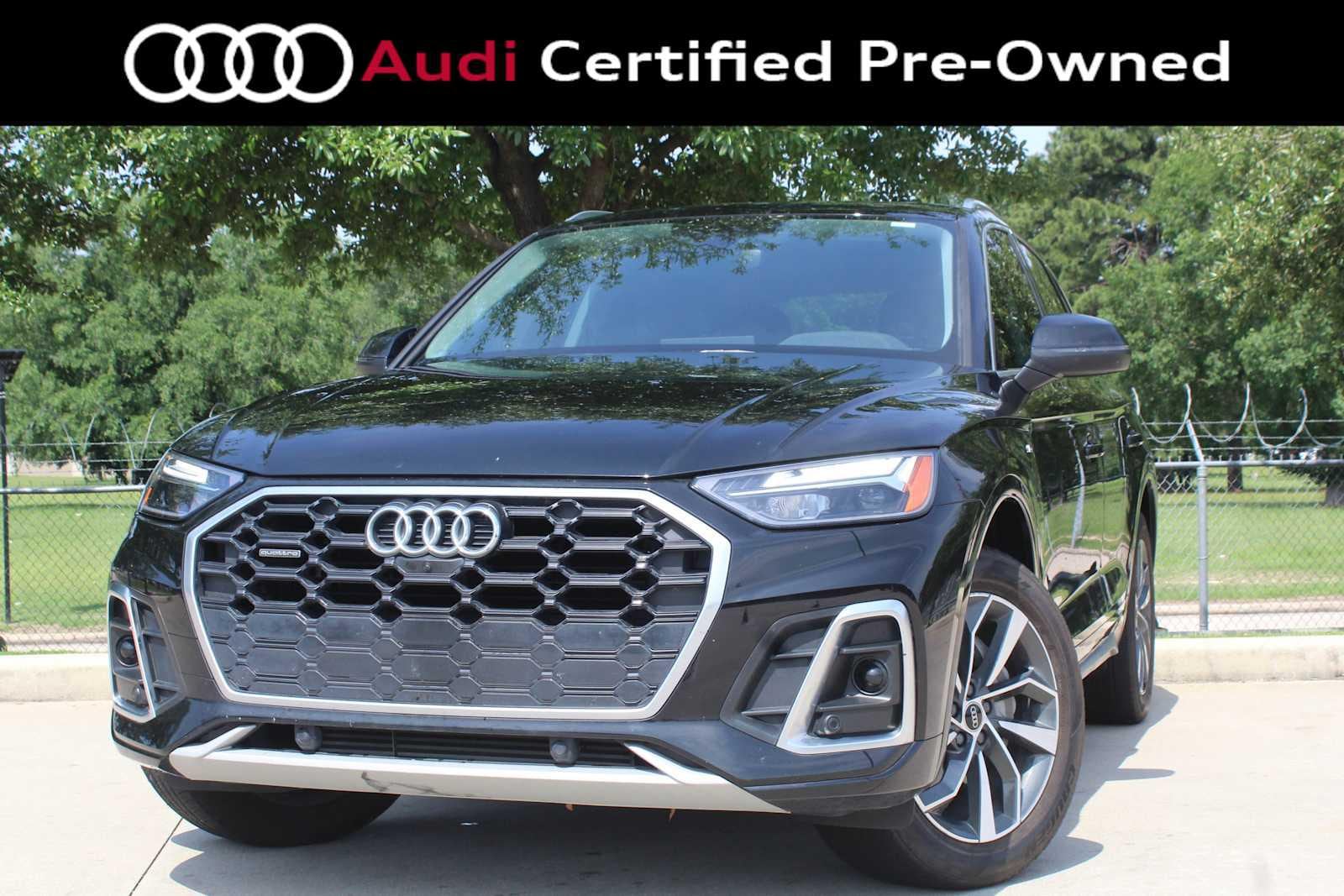 2023 Audi Q5 45 Premium Plus's photo