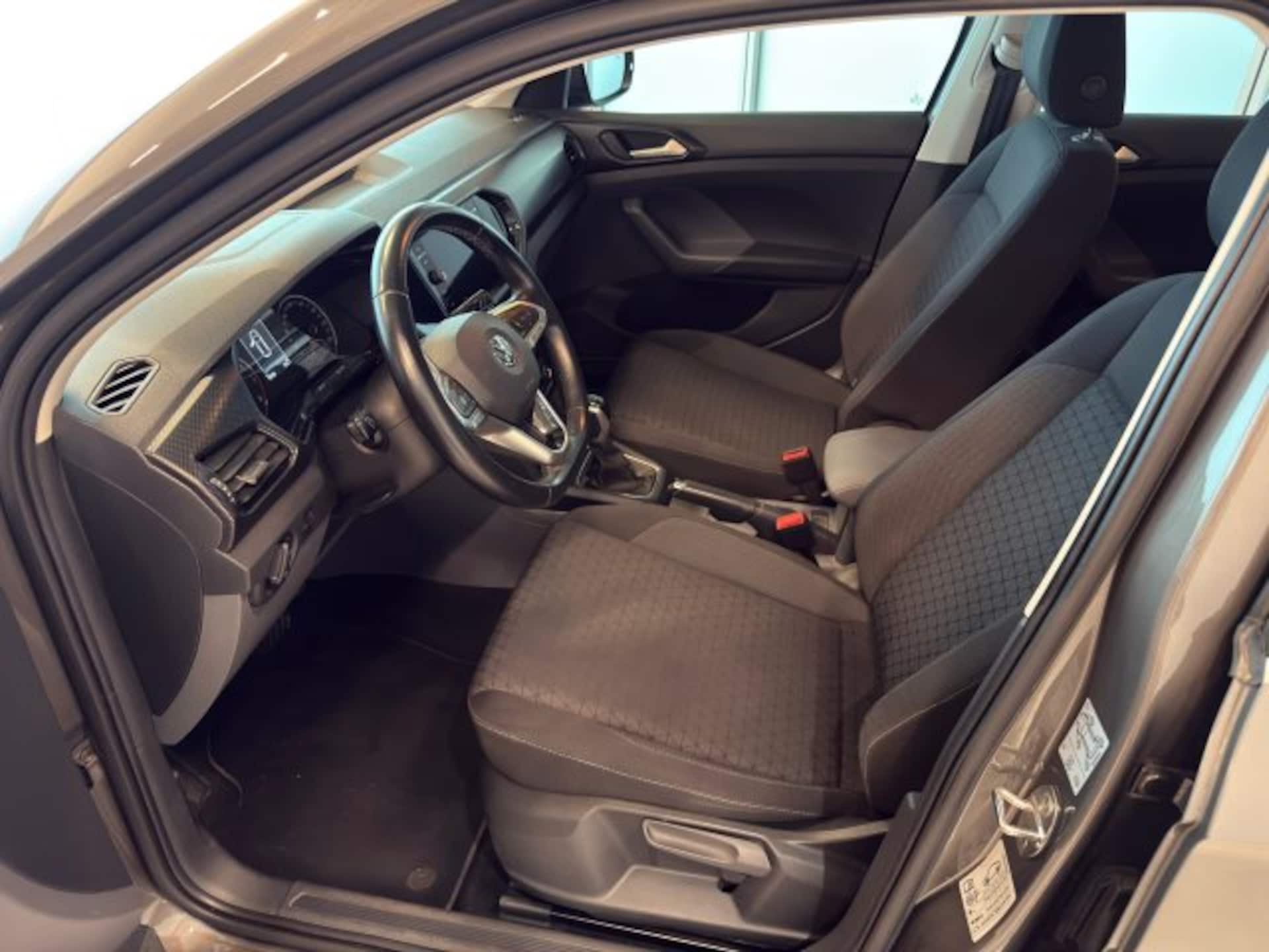 Volkswagen T-Cross Life