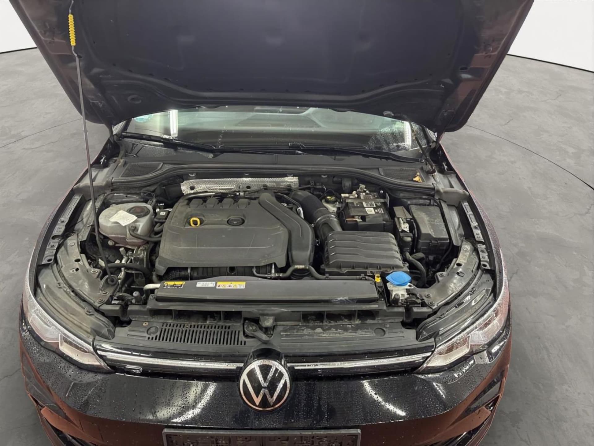 Volkswagen Golf R-Line