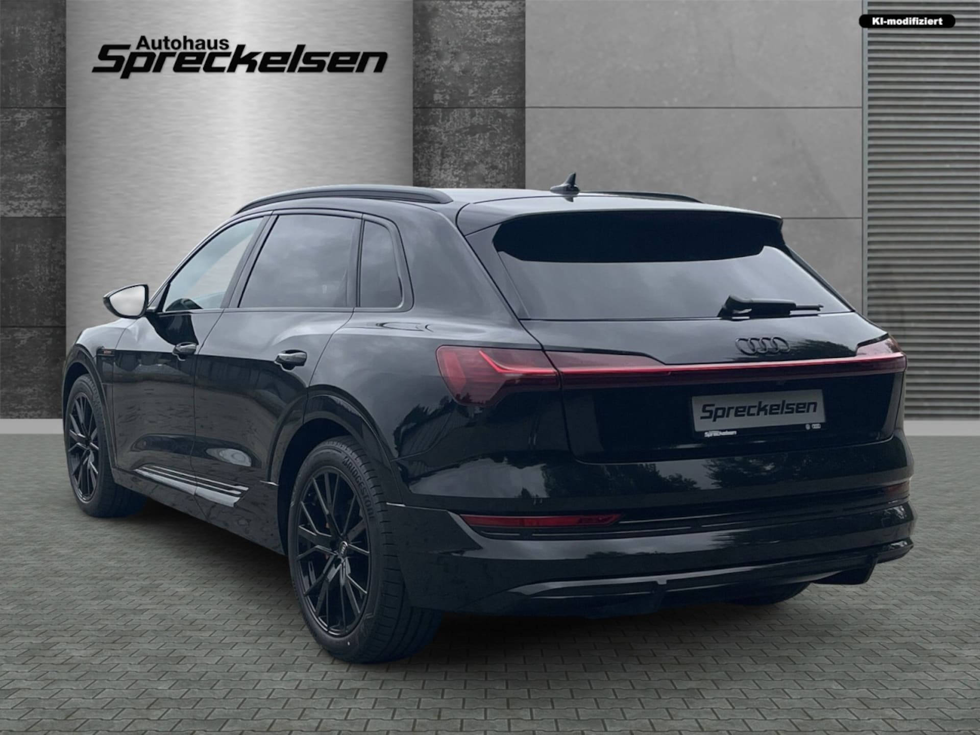 Audi e-tron S line