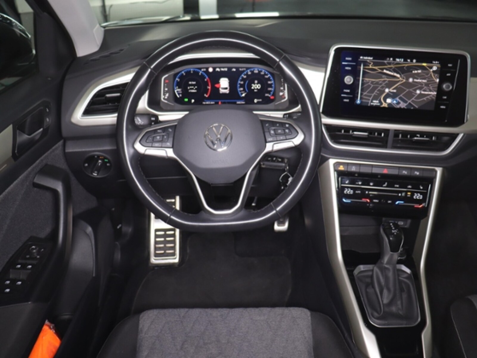 Volkswagen T-Roc – Bild 12