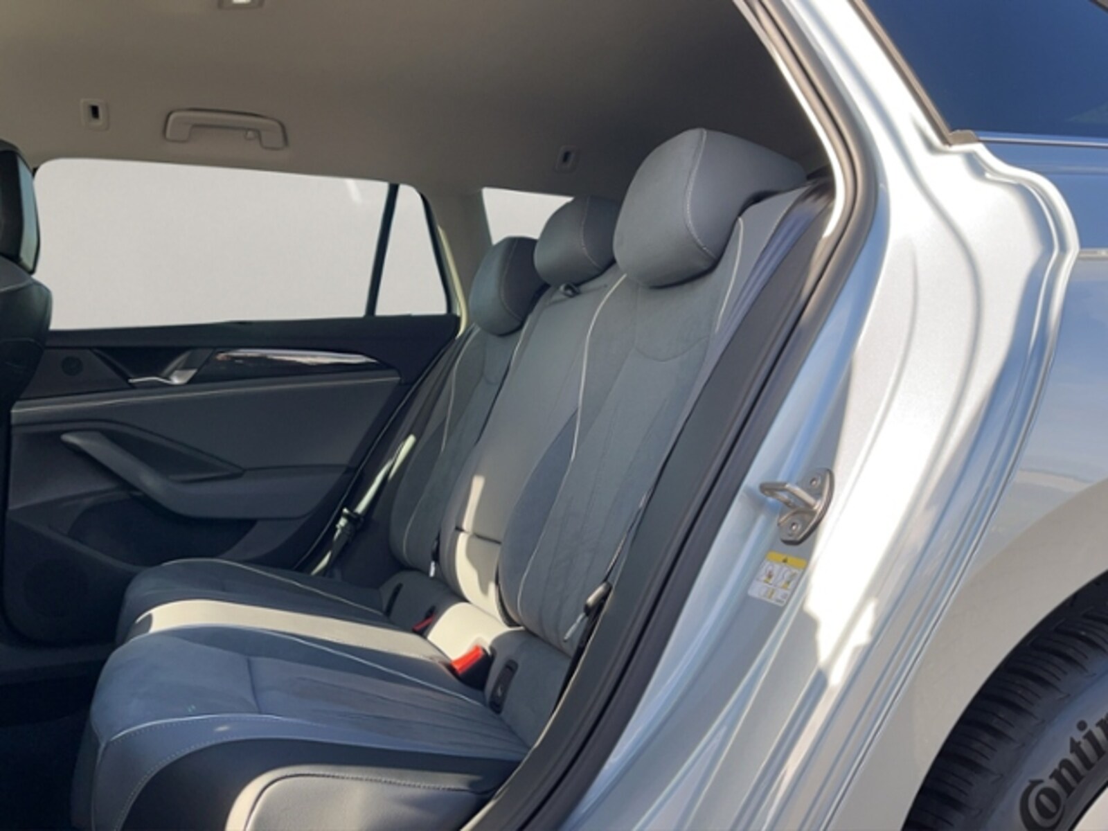 Volkswagen Passat – Bild 10