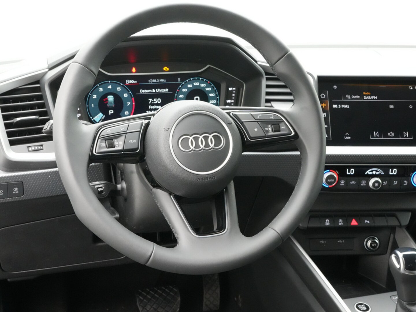 Bild über Audi A1 Sportback S line 35 TFSI S tronic - für weitere Informationen kontaktieren Sie den Audi Partner