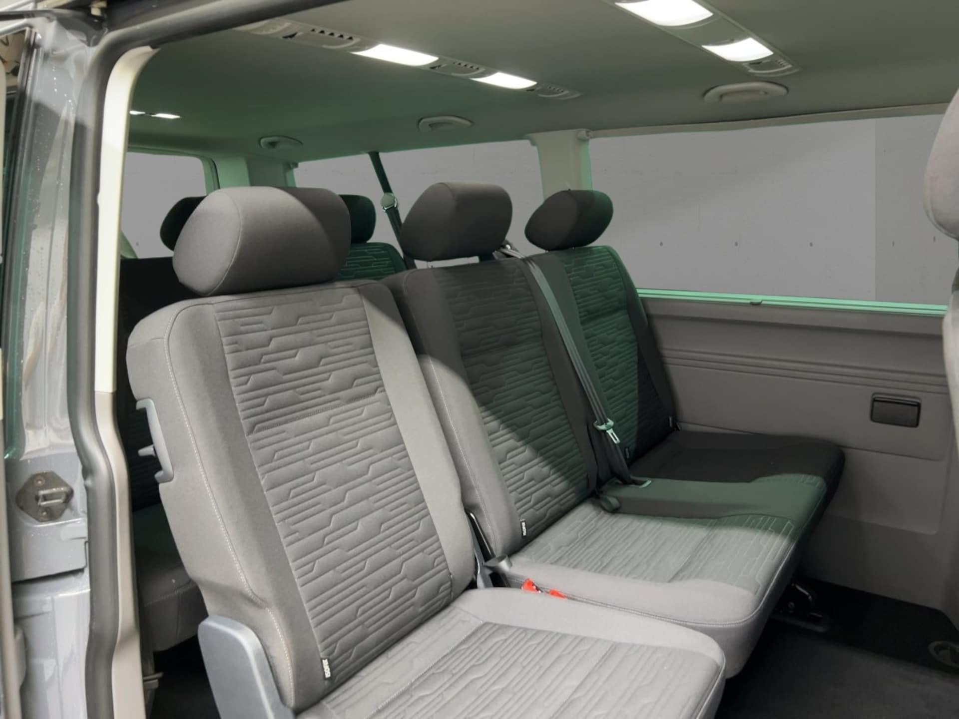 Volkswagen T6.1 Caravelle langer Radstand Comfortline