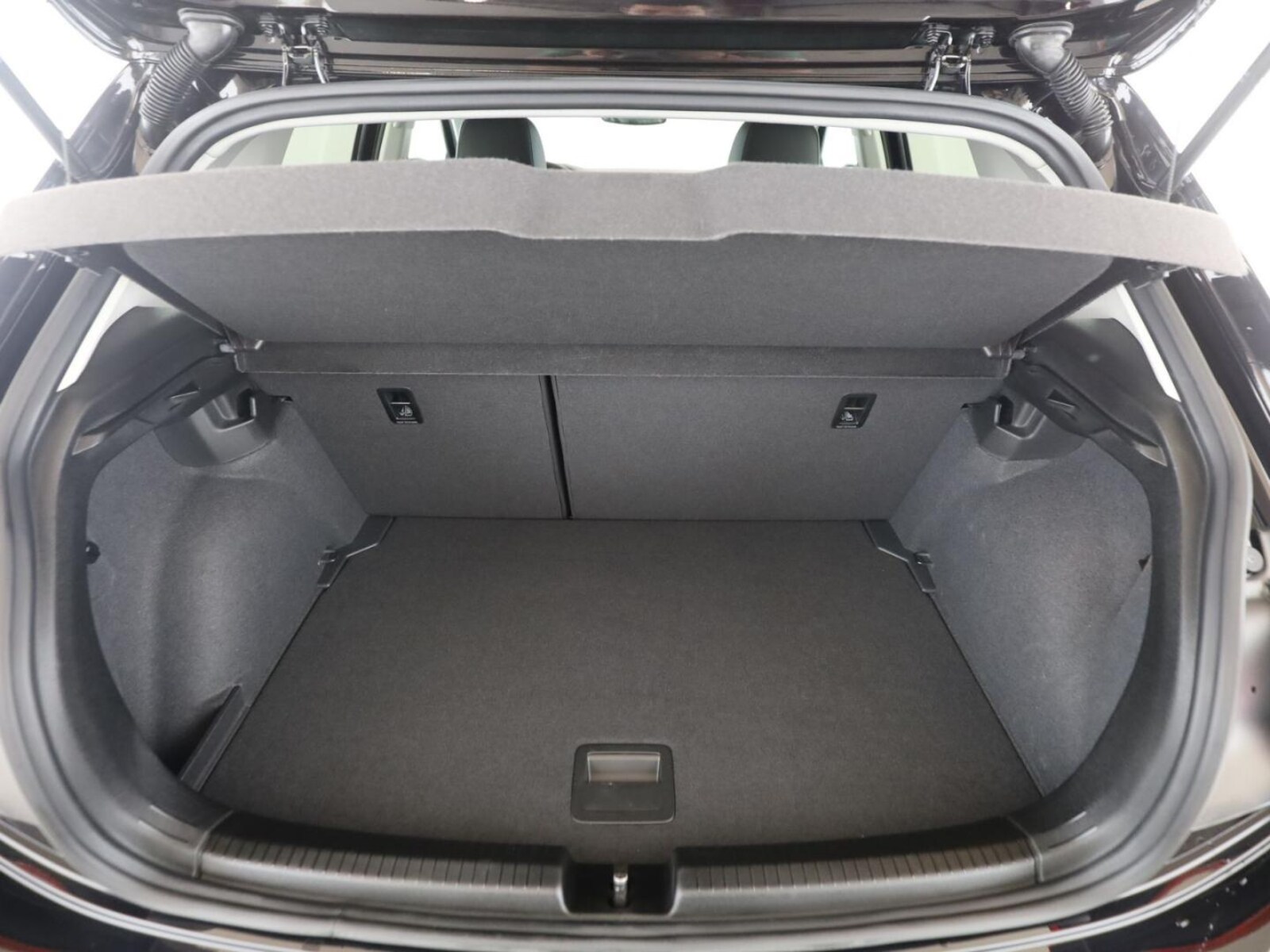 Volkswagen Polo – Bild 9