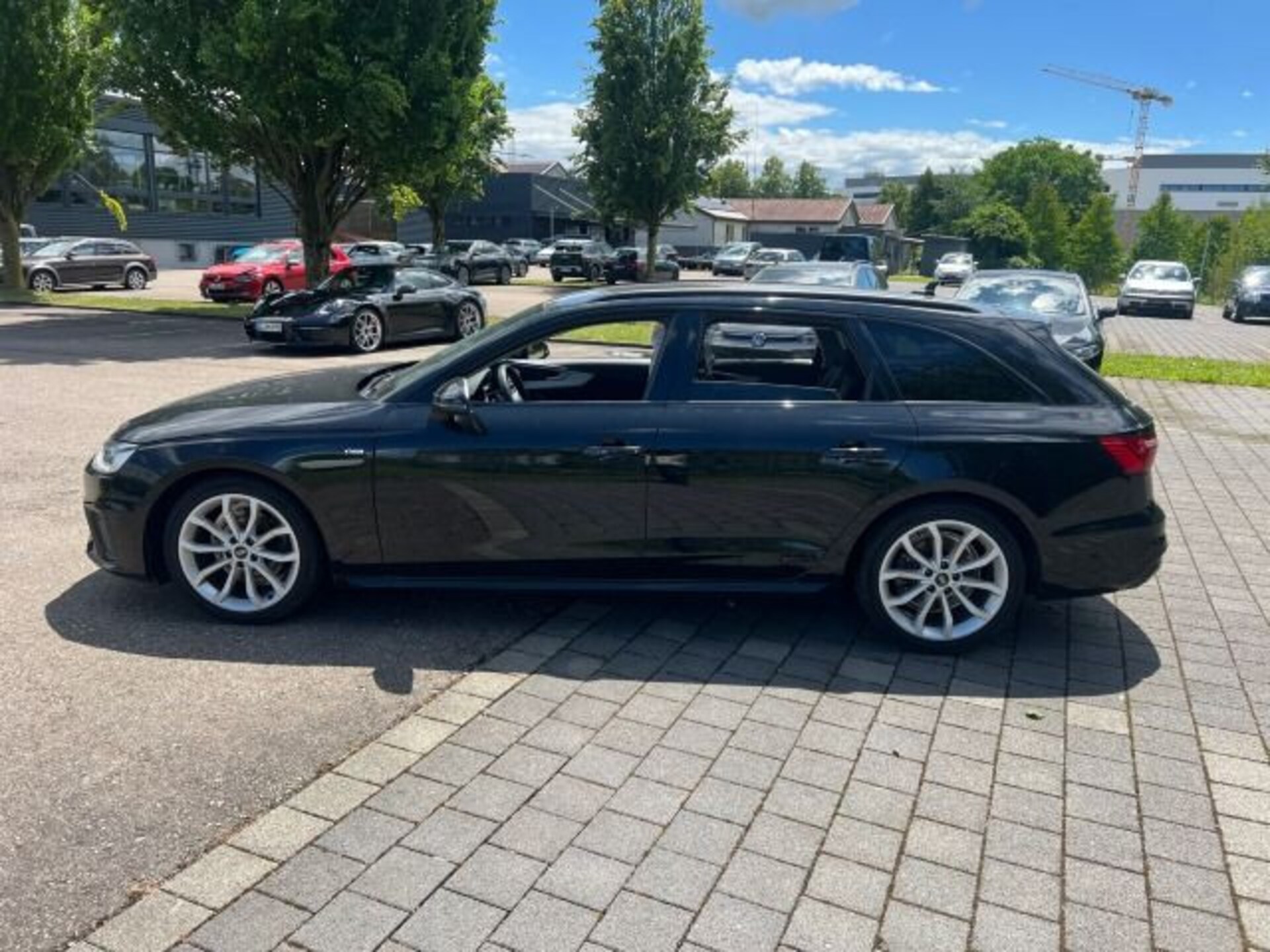 Audi A4 Avant S line