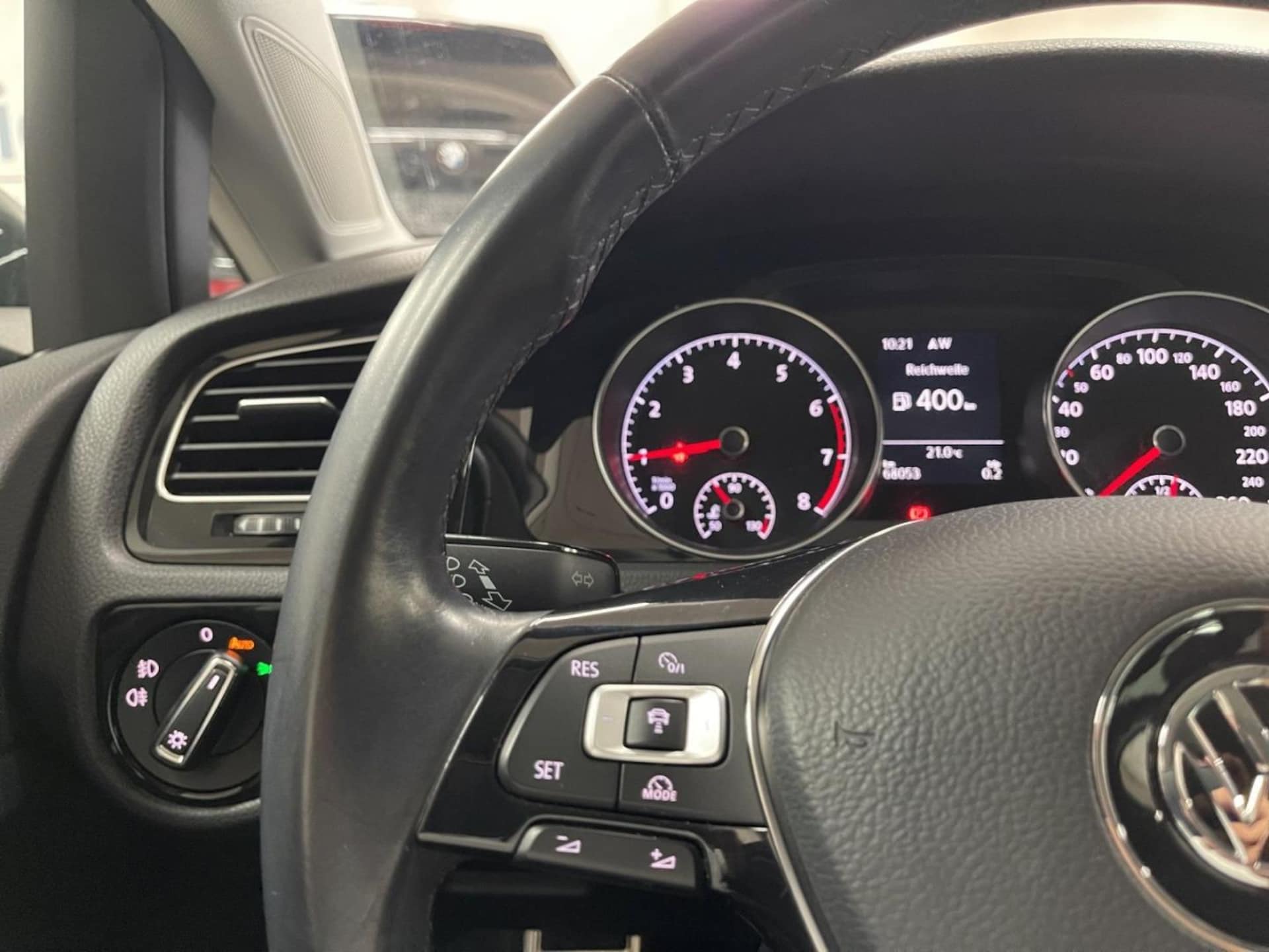 Volkswagen Golf SOUND