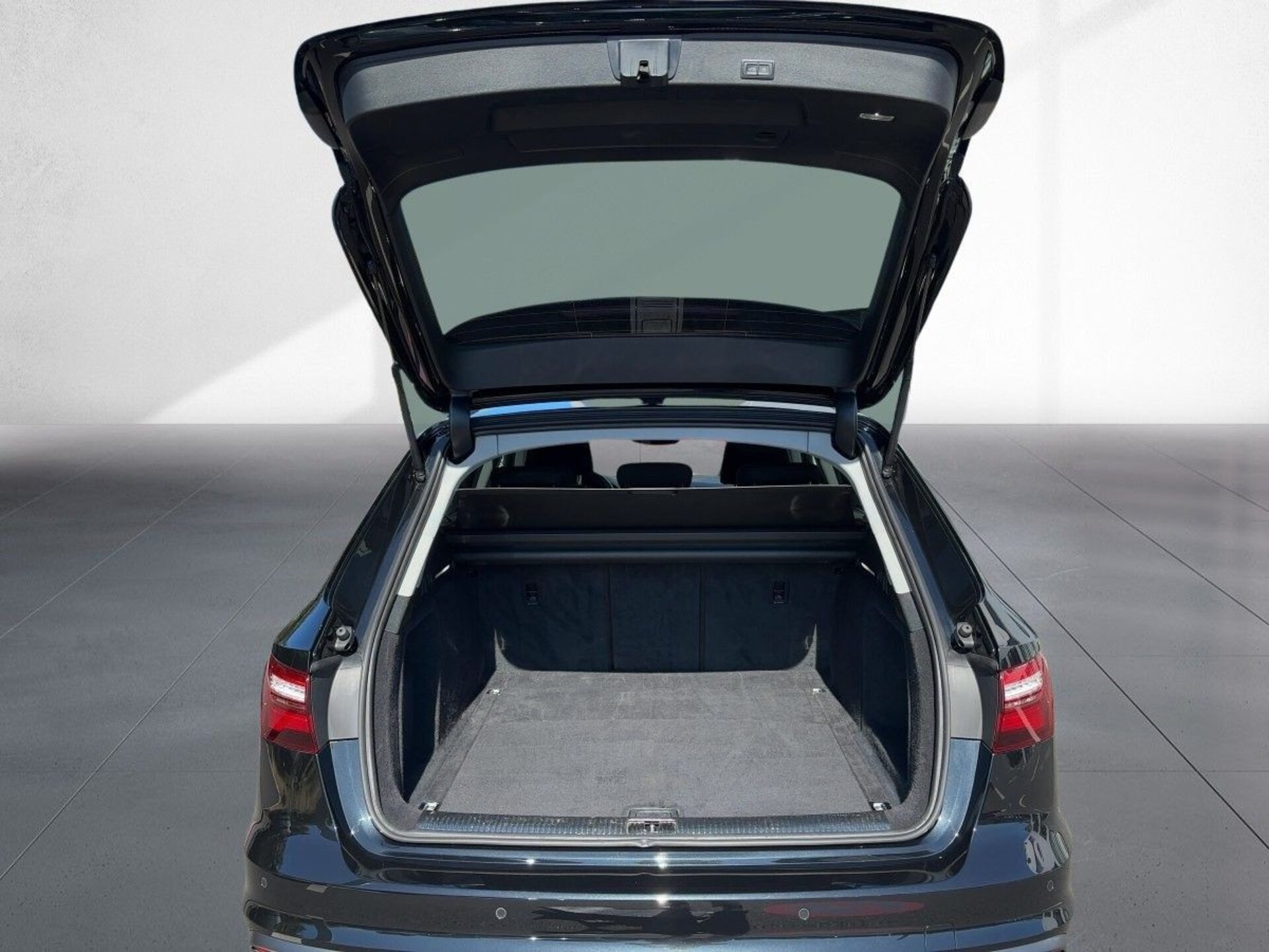 Audi A4 Avant Advanced