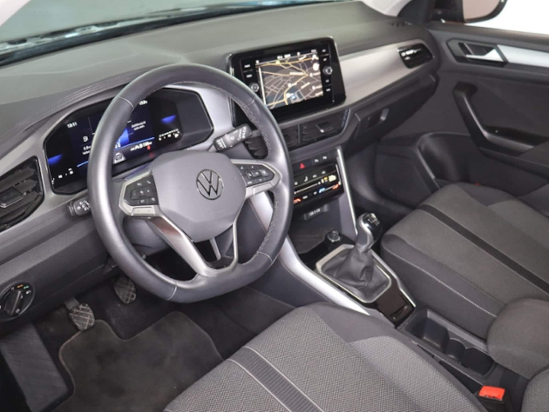 Volkswagen T-Roc Life