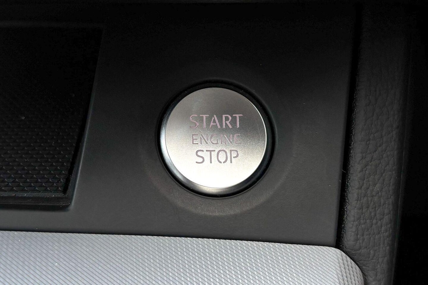 Image about Audi Q5 Sport 40 TDI quattro S tronic