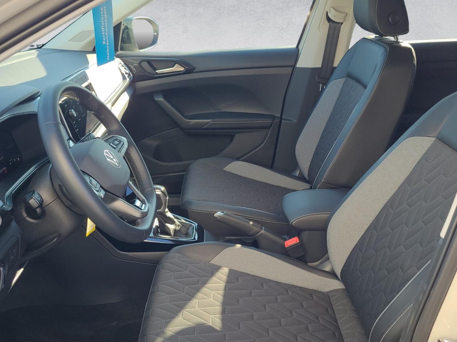 Volkswagen T-Cross – Bild 11