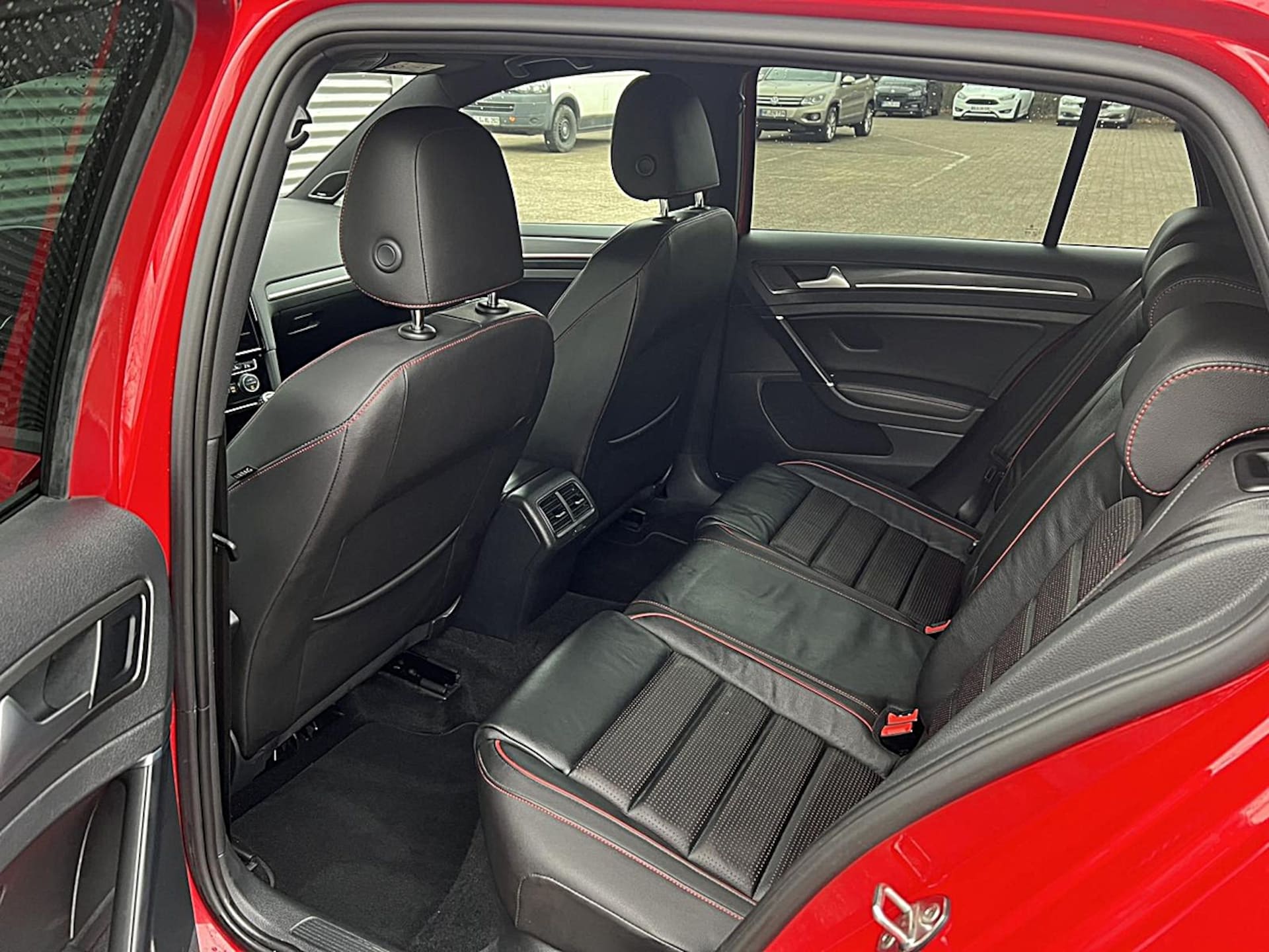 Volkswagen Golf GTI