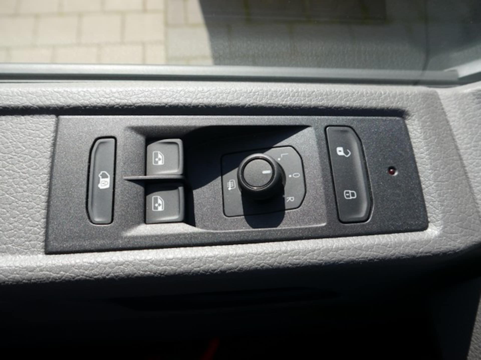 Volkswagen T6.1 Transporter Kasten langer Radstand