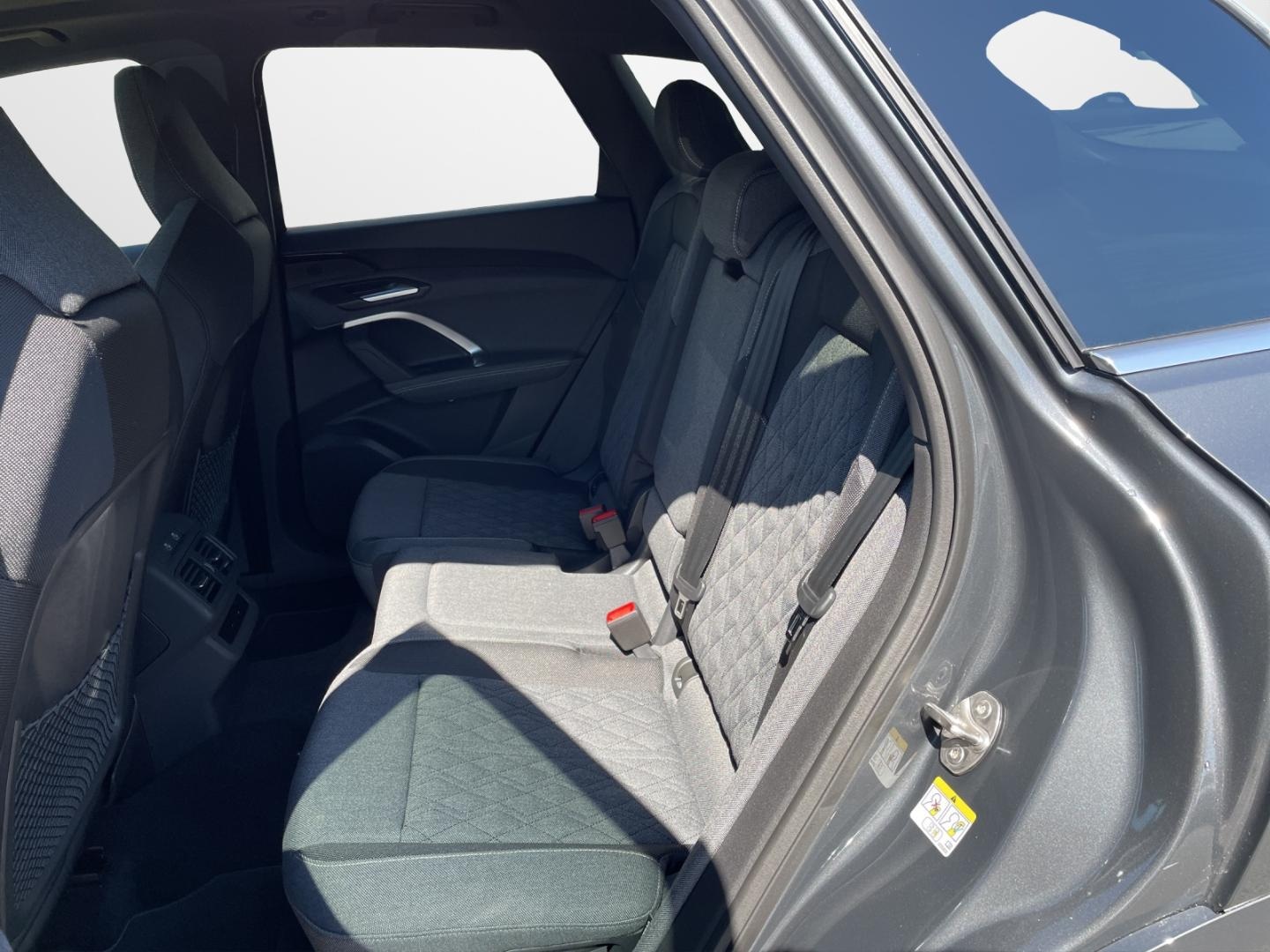 Bild über Audi Q5 SUV TFSI 150 kW S tronic - für weitere Informationen kontaktieren Sie den Audi Partner