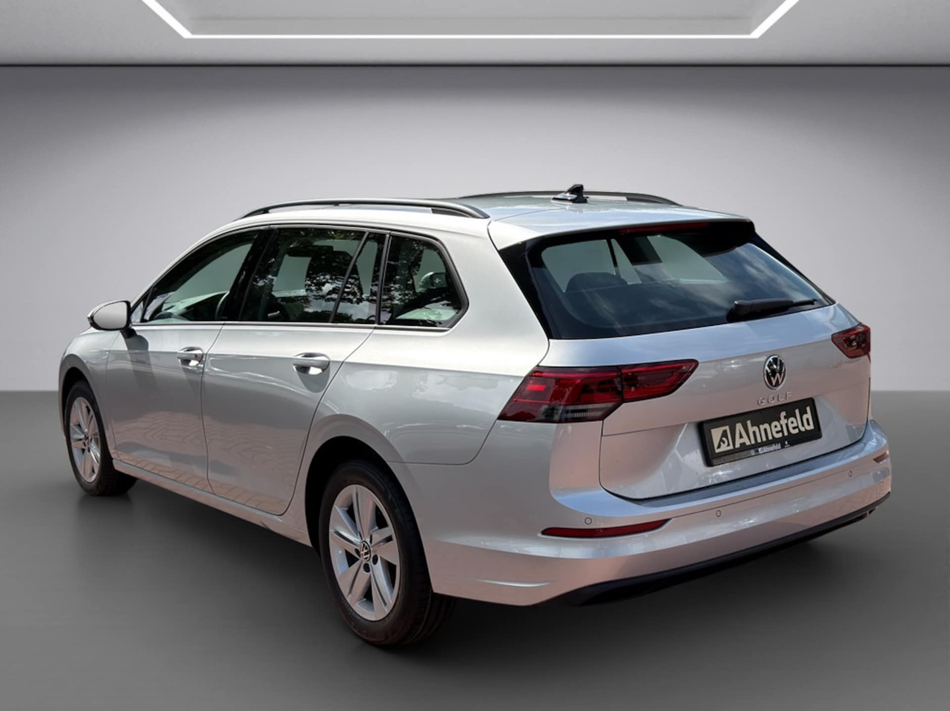 Volkswagen Golf Variant Life