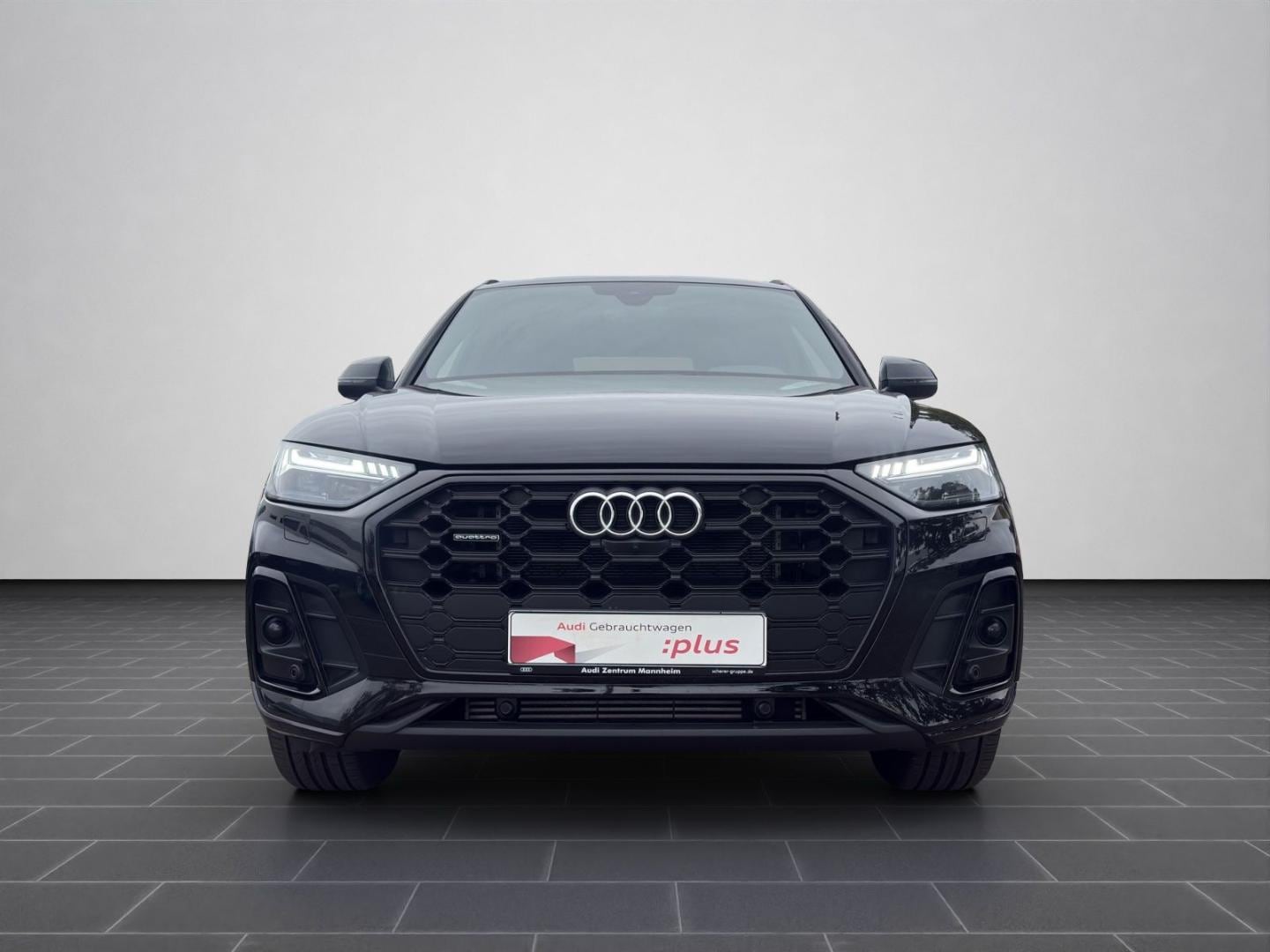 Bild über Audi Q5 TFSI e S line business 55 TFSI e quattro S tronic - für weitere Informationen kontaktieren Sie den Audi Partner