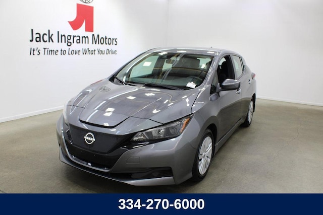 2025 Nissan LEAF