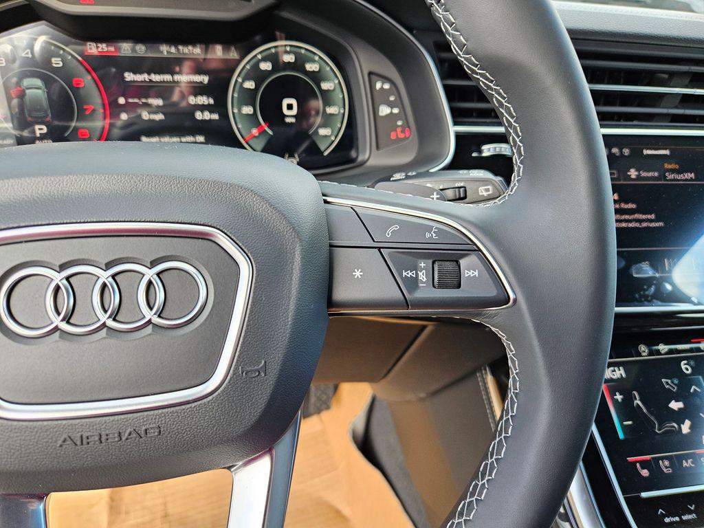 2026 Audi Q7 Premium Plus - Photo 12