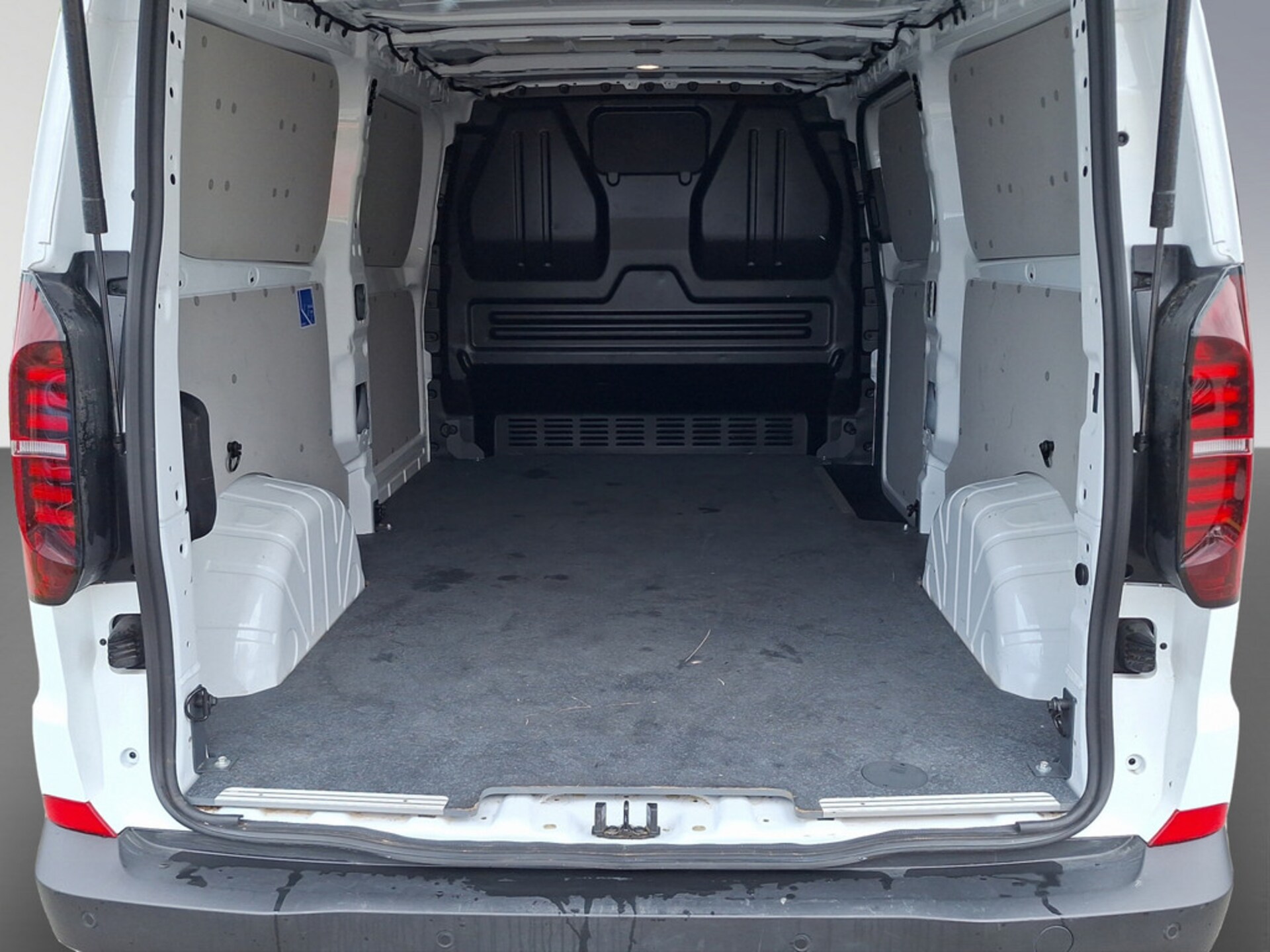 Volkswagen Transporter Kasten langer Radstand