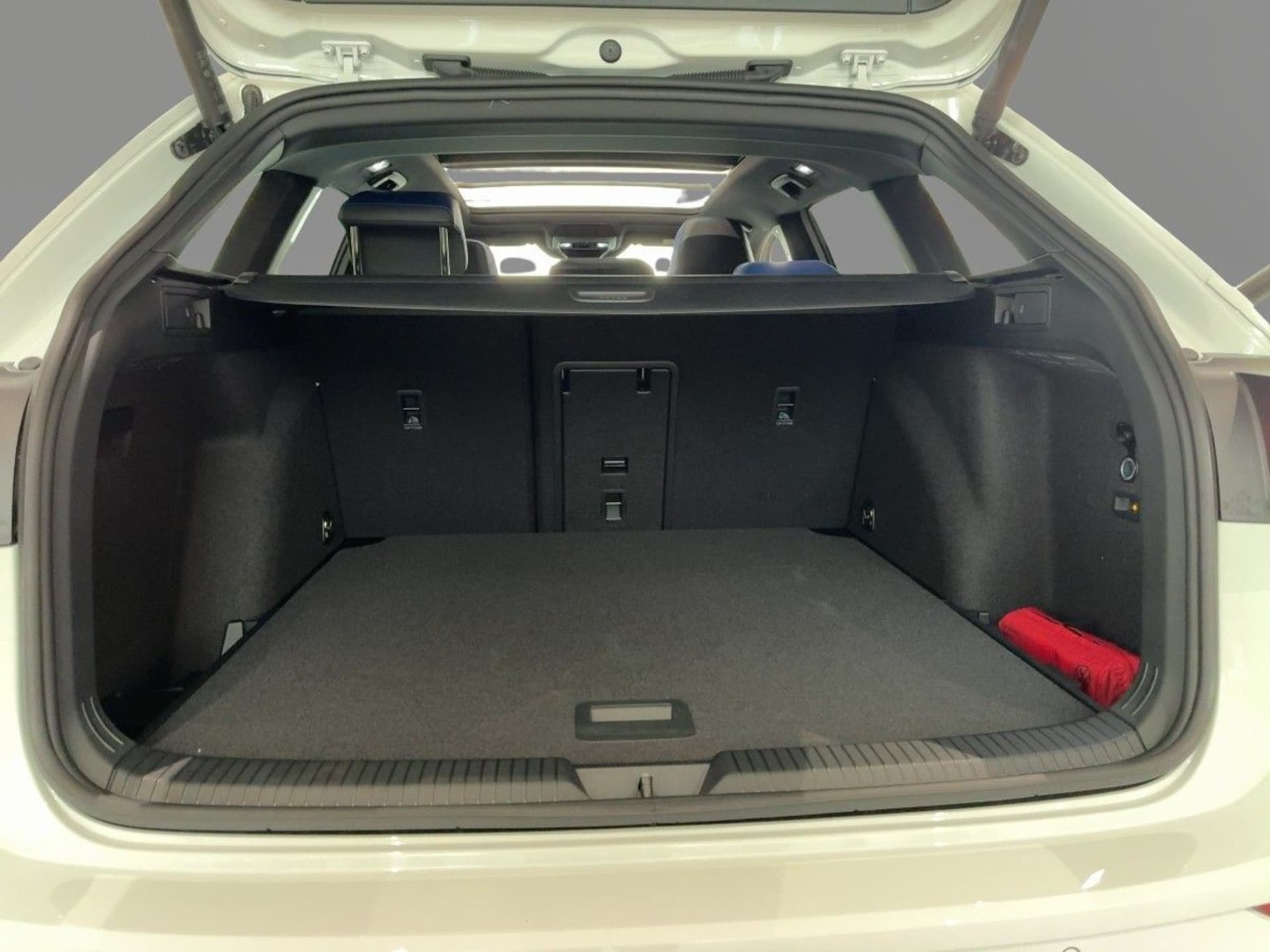 Volkswagen Golf Variant R