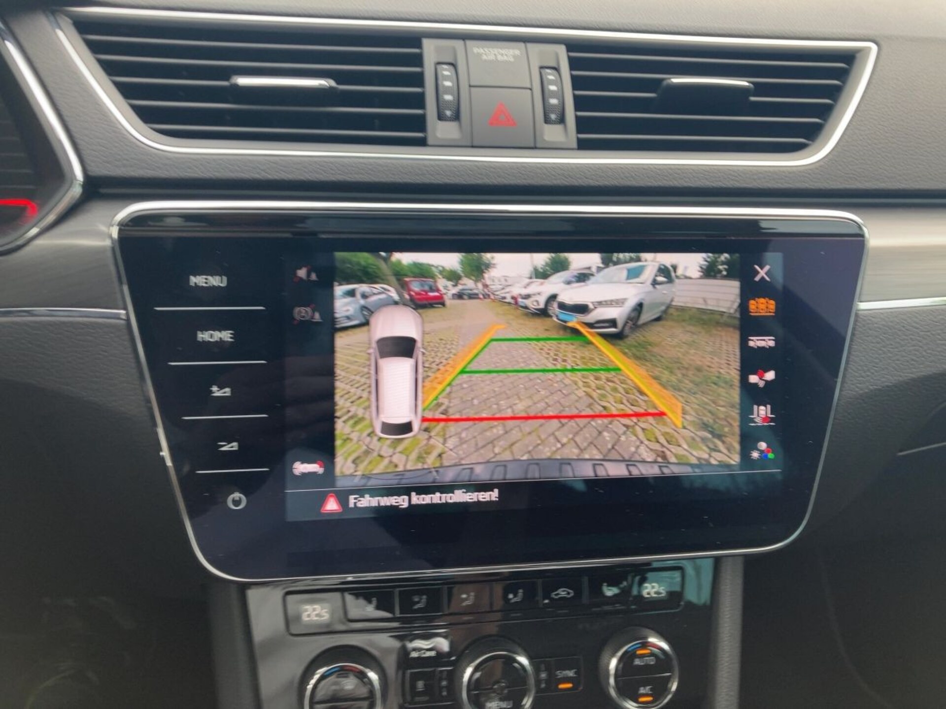 Skoda Superb Combi Scout