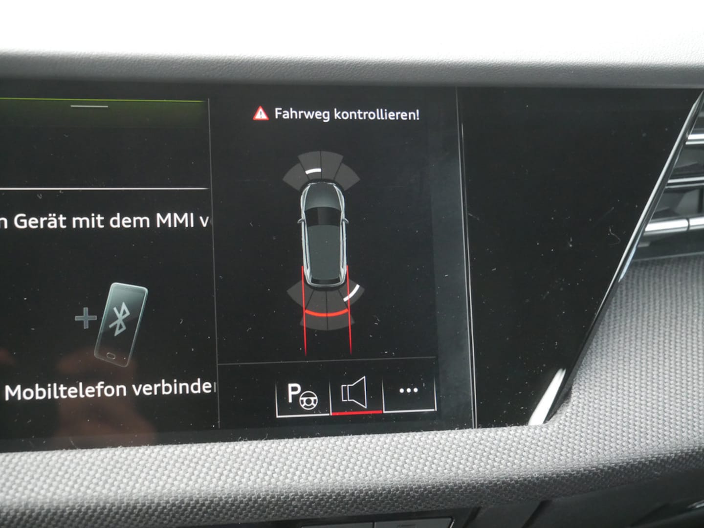Bild über Audi S3 Sportback TFSI quattro S tronic - für weitere Informationen kontaktieren Sie den Audi Partner