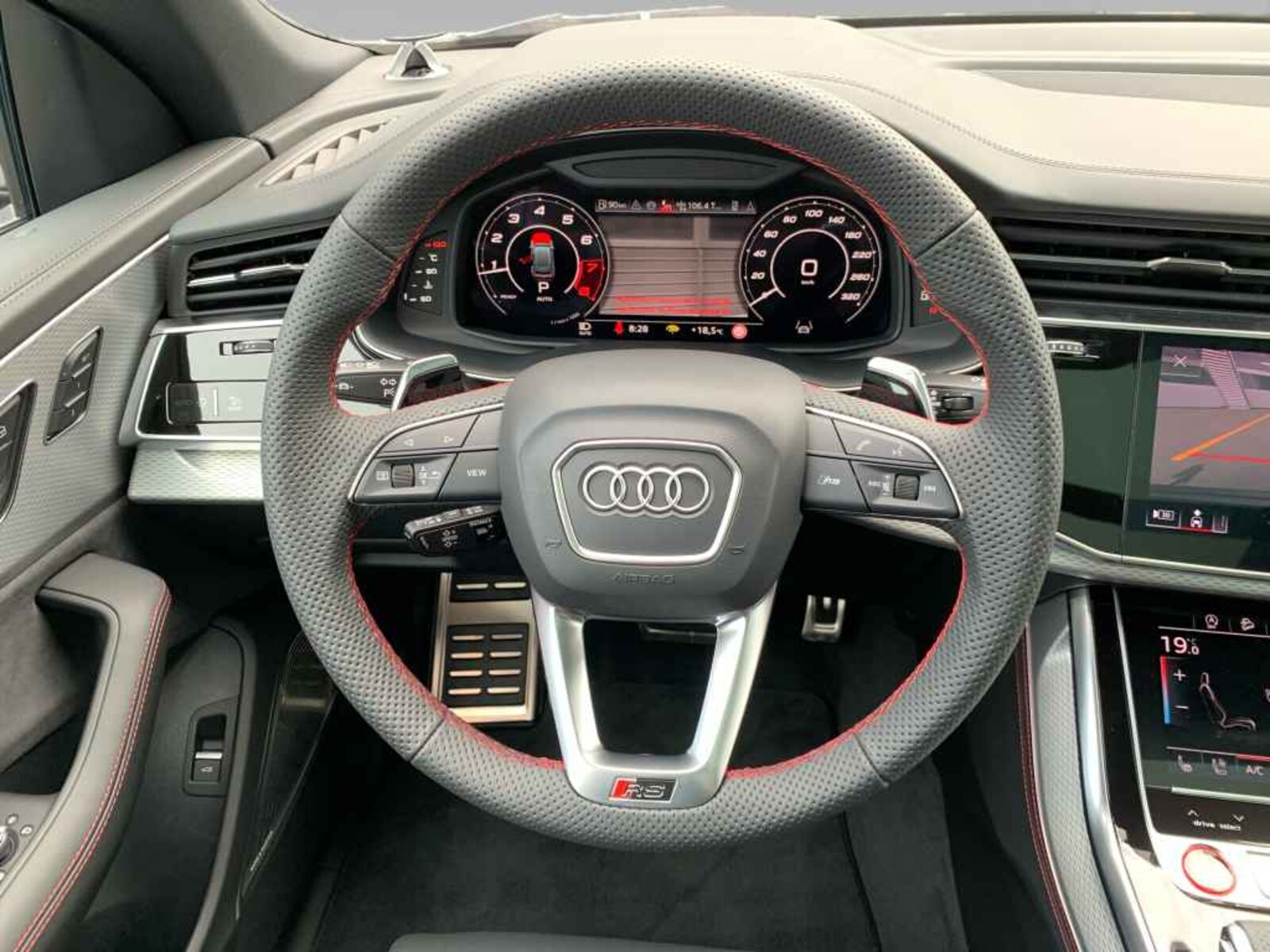 Audi RS Q8 – Bild 12