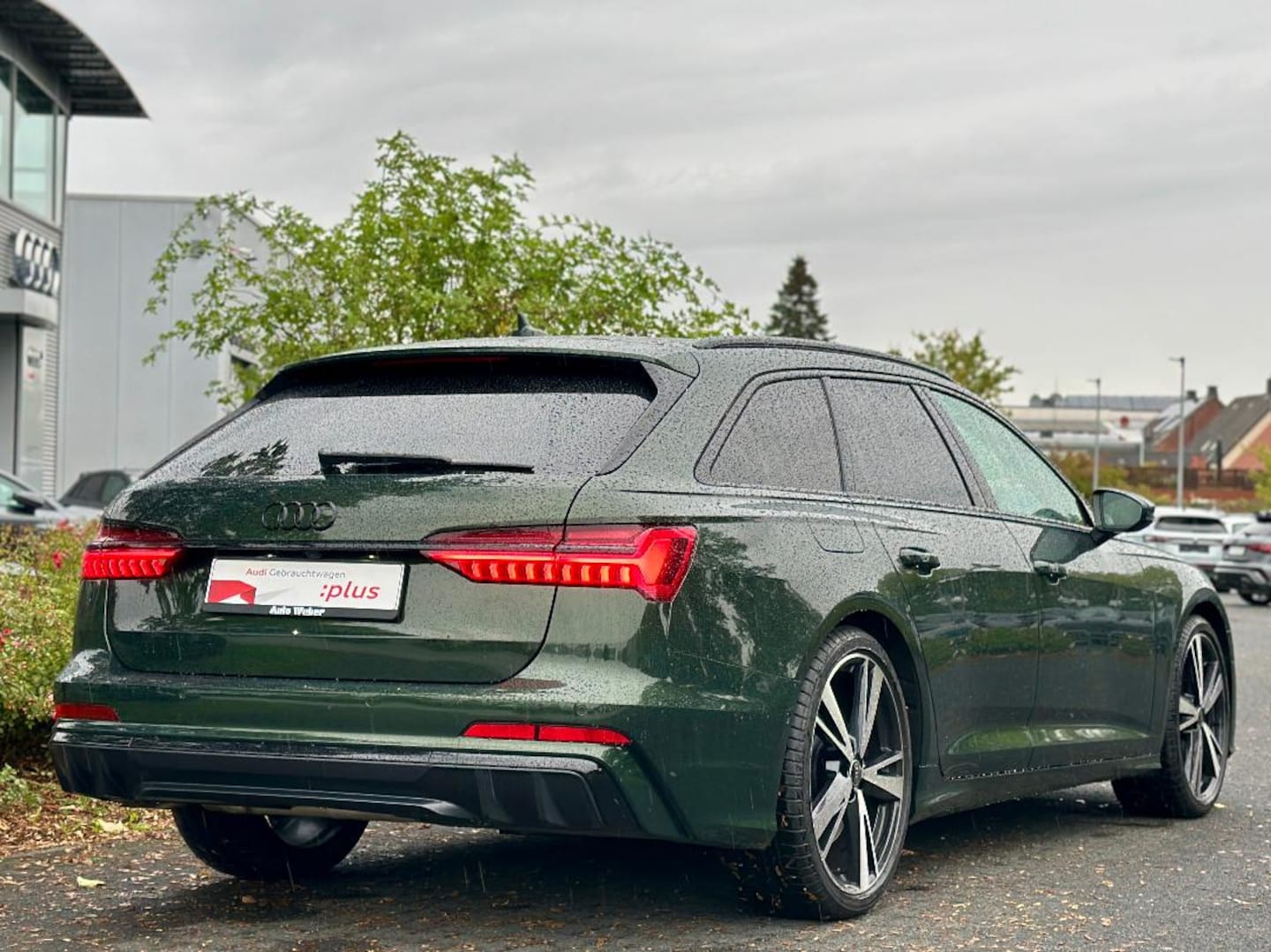 Bild über Audi S6 Avant TDI quattro tiptronic - für weitere Informationen kontaktieren Sie den Audi Partner