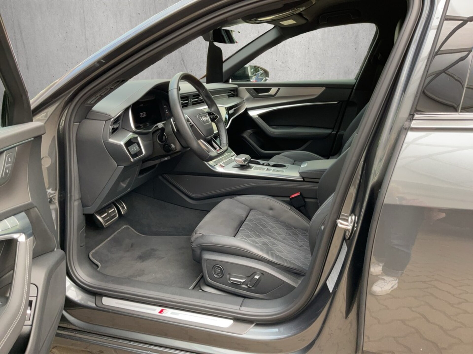 Audi S6 Avant