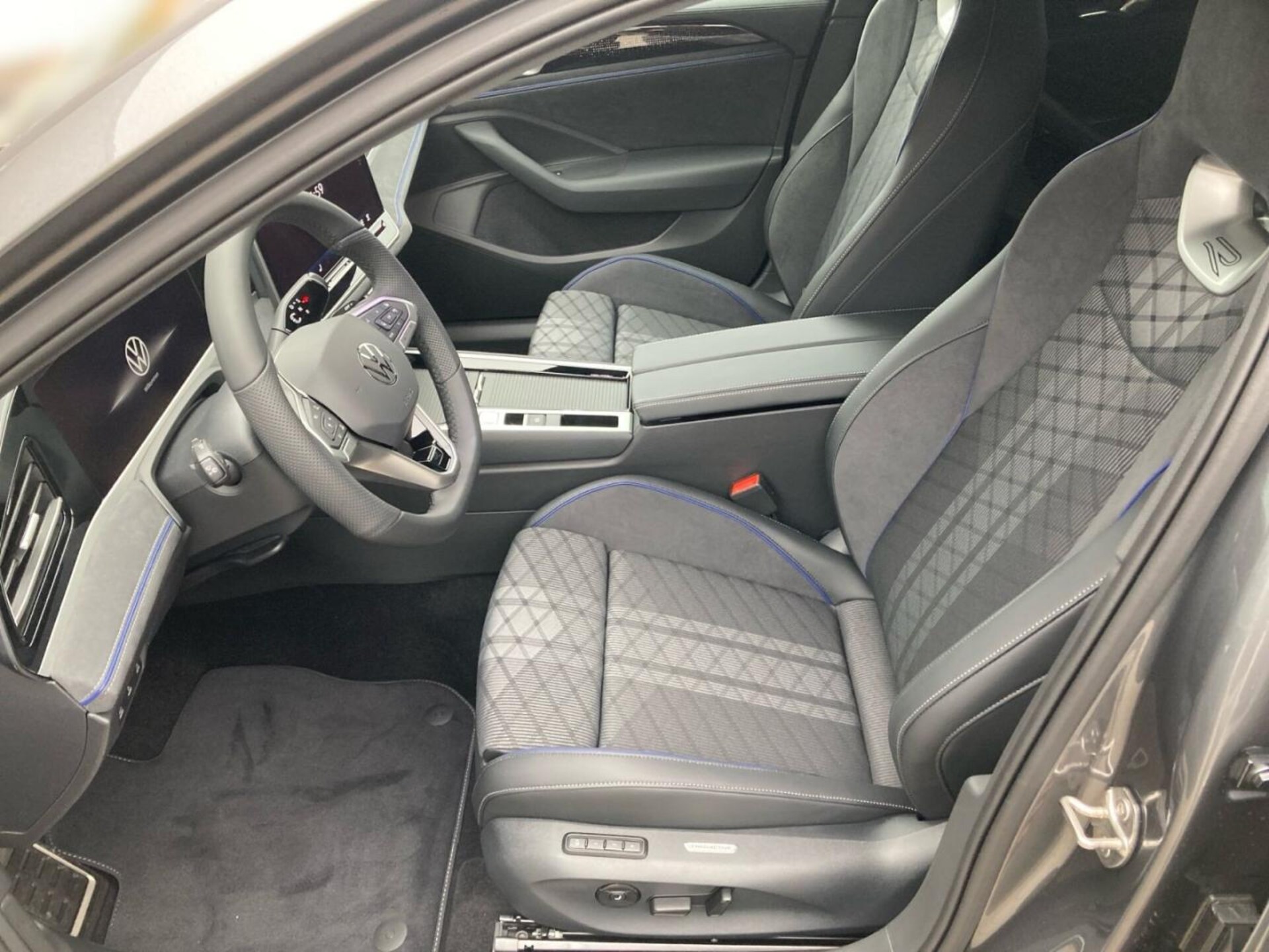 Volkswagen Passat R-Line