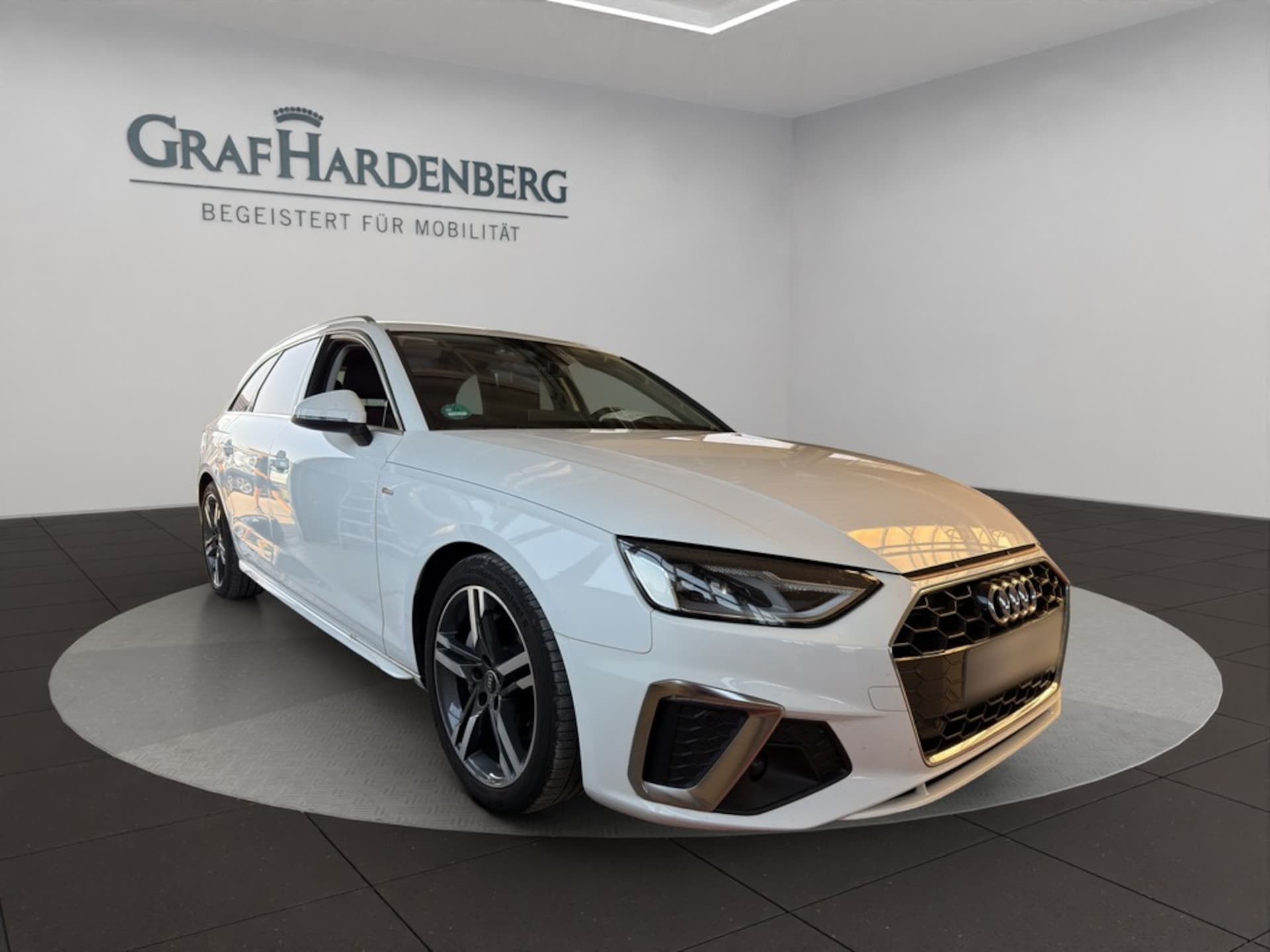 Audi A4 Avant S line