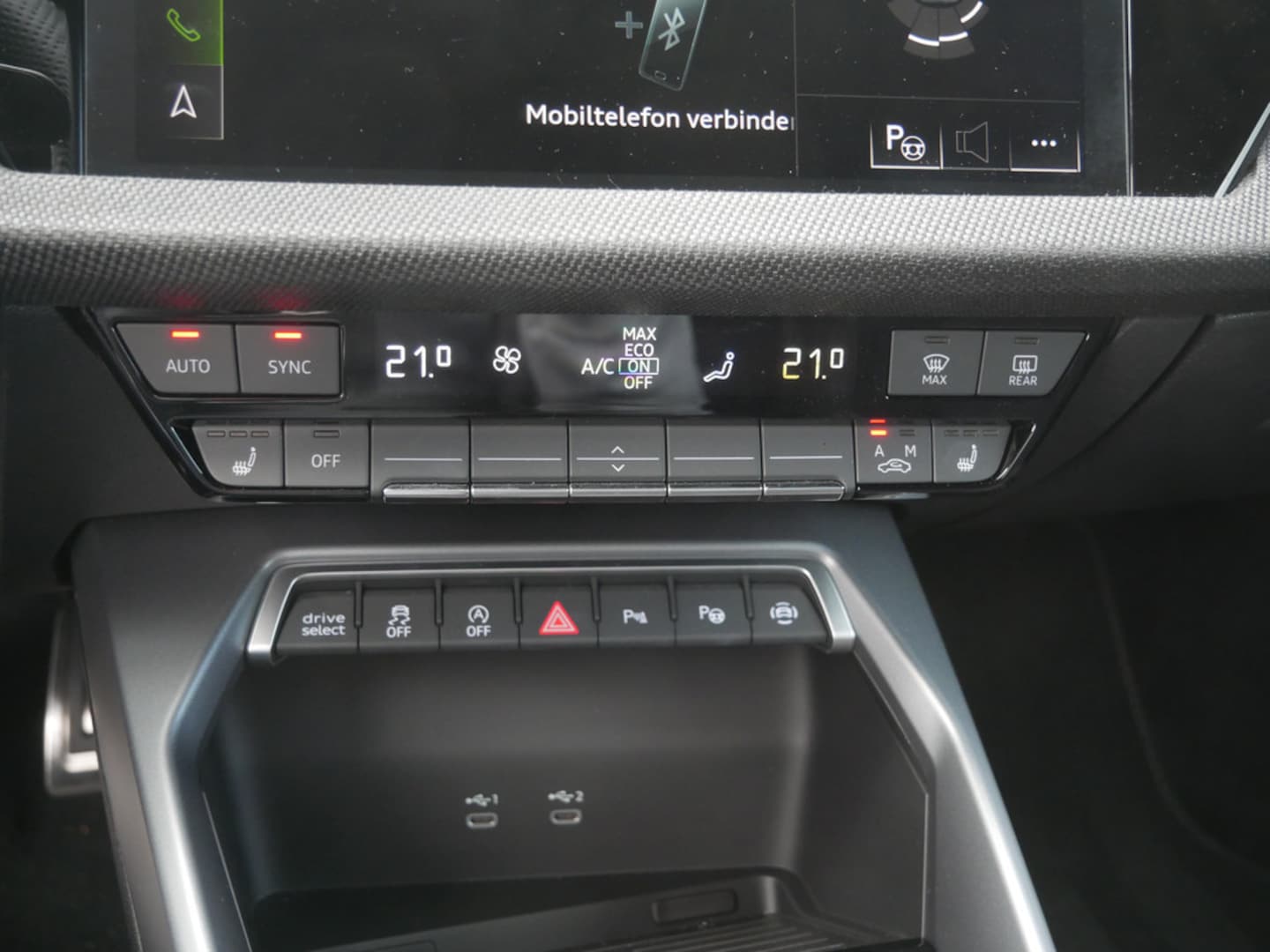 Bild über Audi S3 Sportback TFSI quattro S tronic - für weitere Informationen kontaktieren Sie den Audi Partner