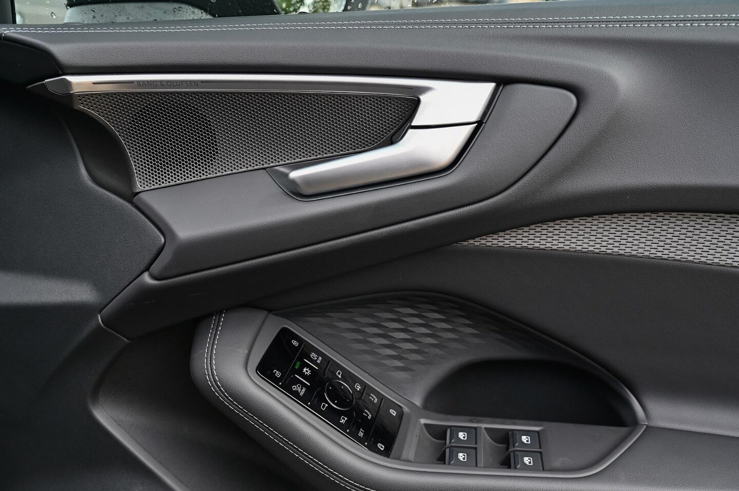 Image about Audi A5 Sedan TFSI e e-hybrid quattro 270 kW S tronic