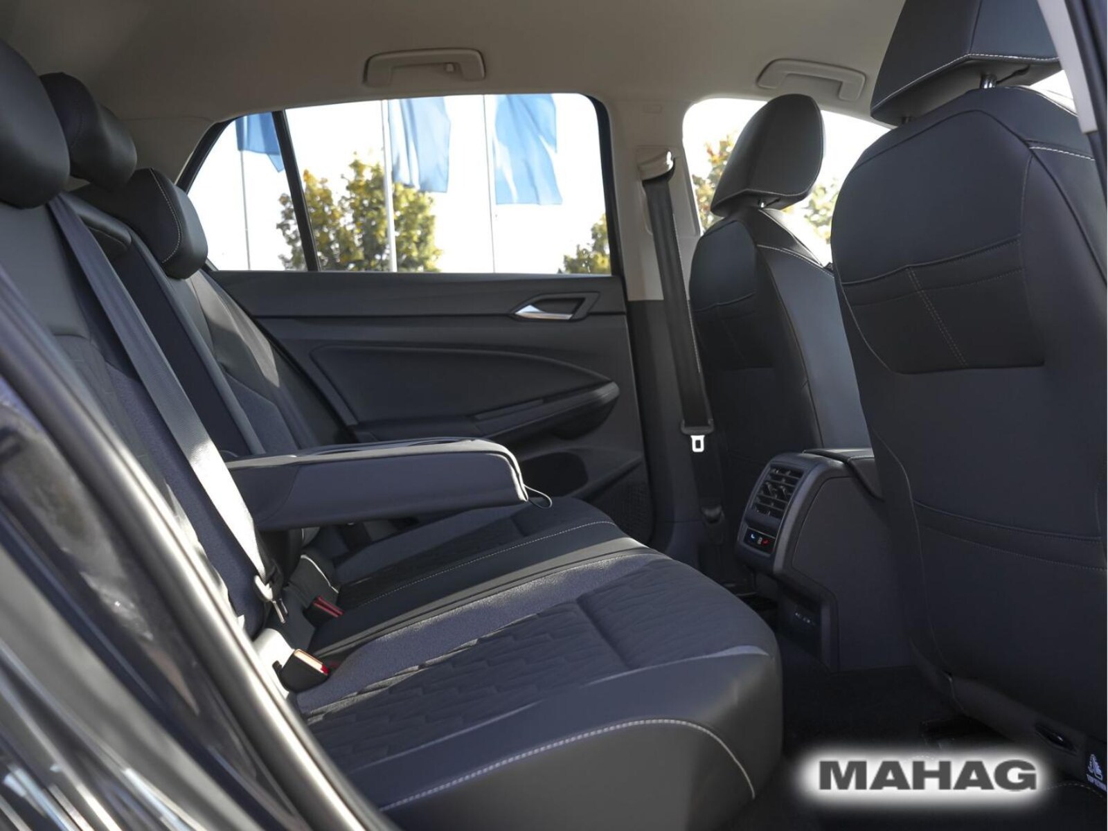 Volkswagen Golf – Bild 16