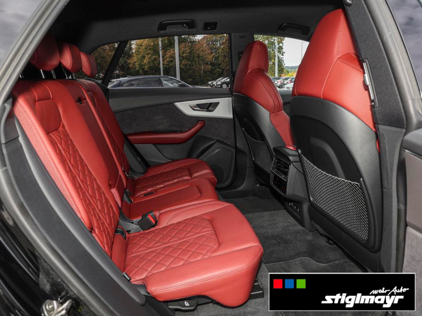 Bild über Audi SQ8 SUV TFSI quattro tiptronic - für weitere Informationen kontaktieren Sie den Audi Partner