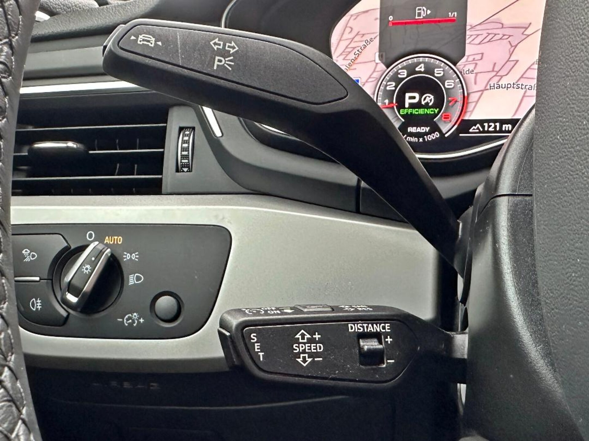Audi A4 Avant S line