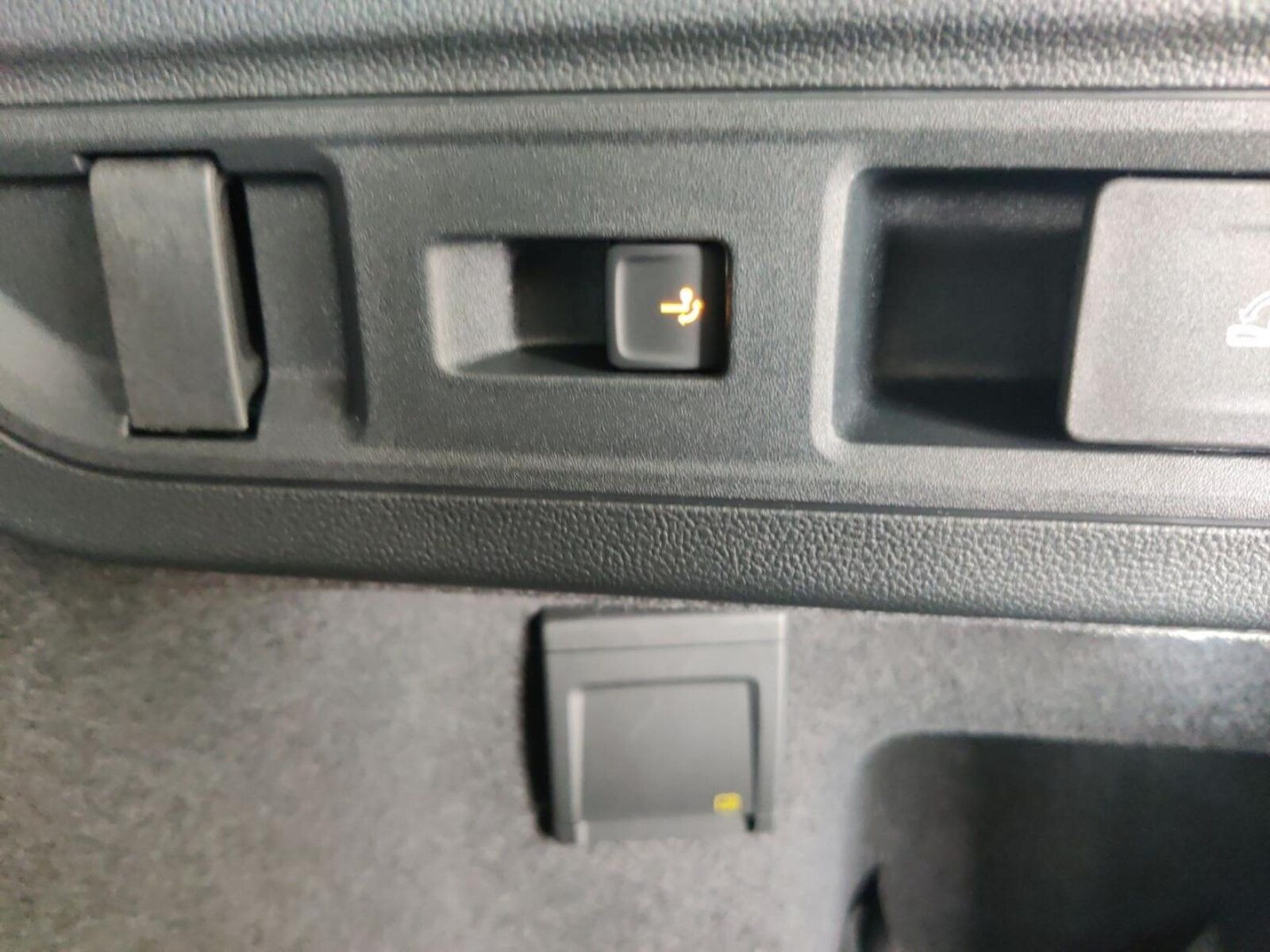 Volkswagen Passat – Bild 19