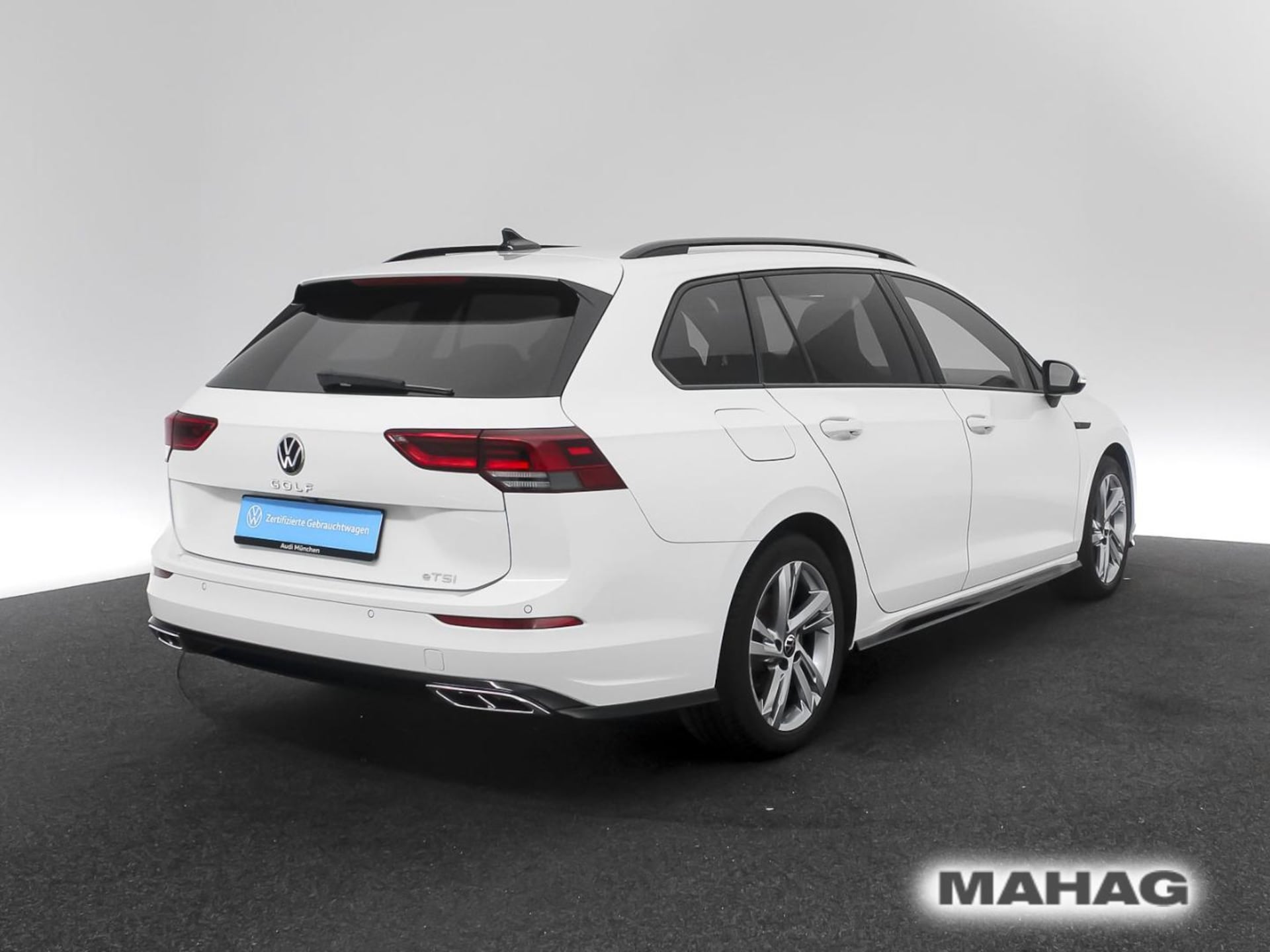 Volkswagen Golf Variant R-Line