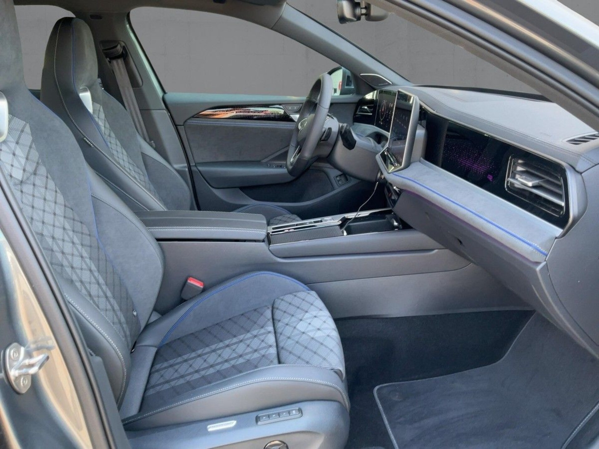 Volkswagen Passat R-Line