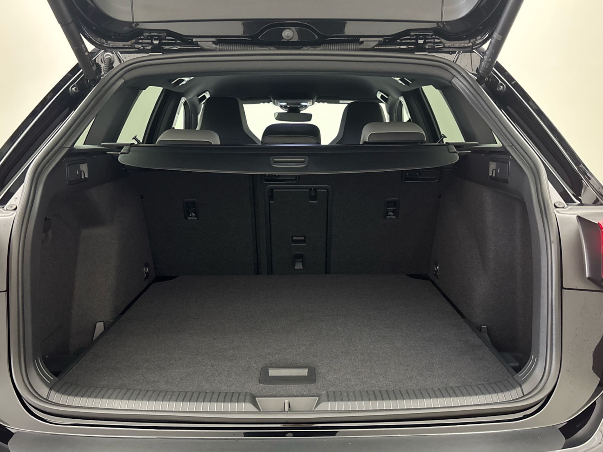 Volkswagen Golf Variant R-Line